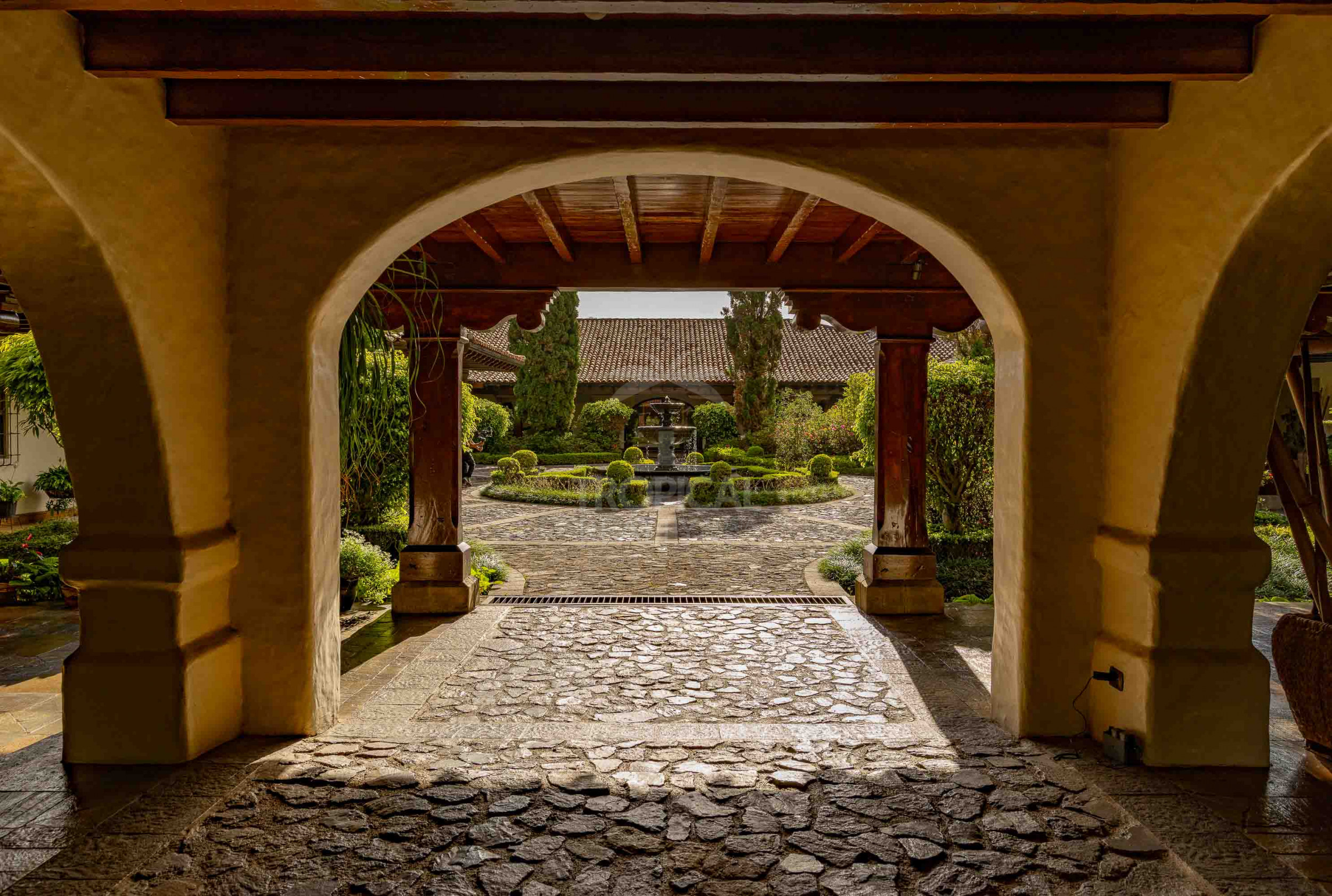 Las Catalinas de Pico Blanco – Costa Rica's Iconic Mountain Estate