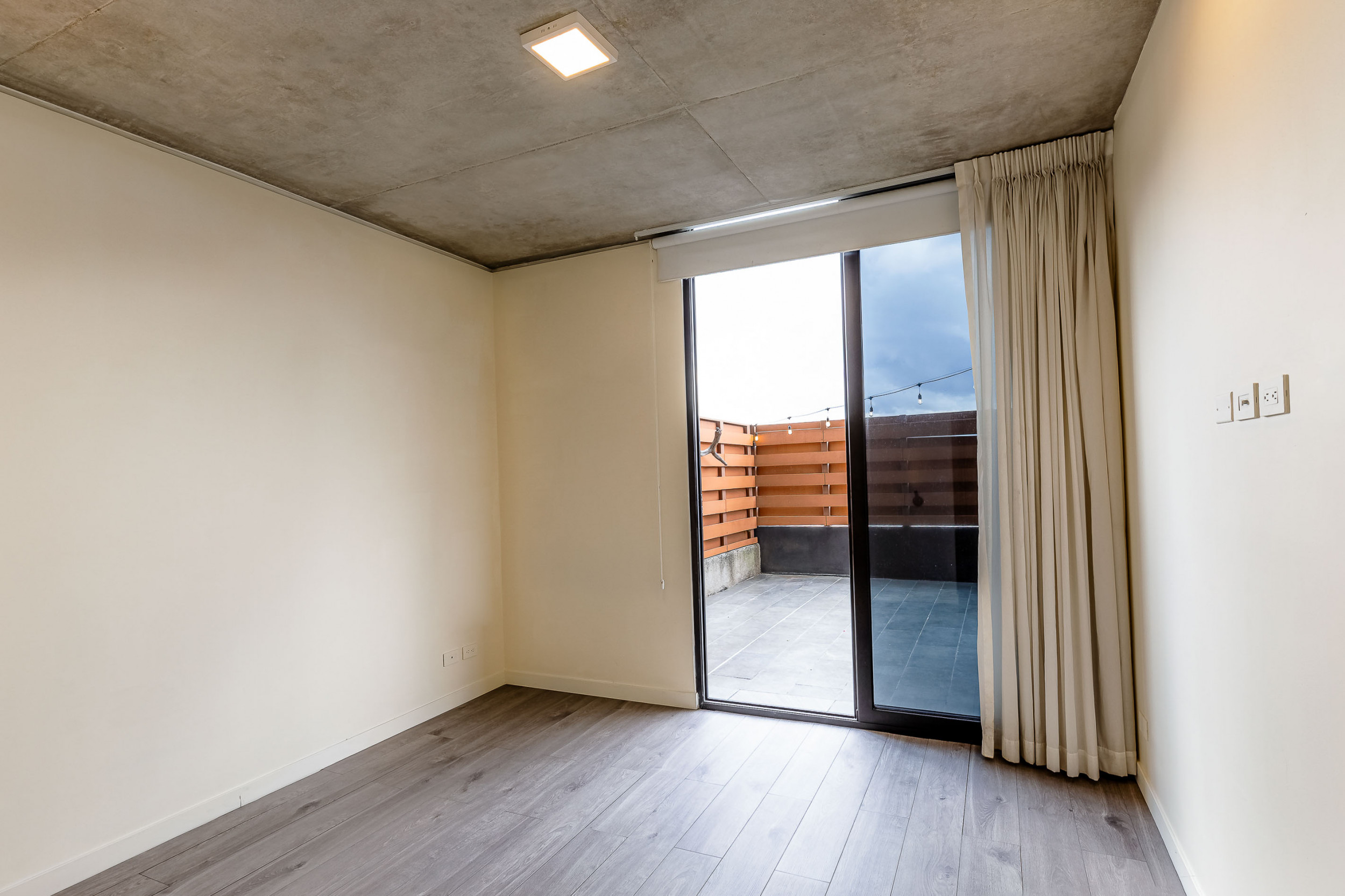 Escazu Village apartmento for sale ( SOLD )