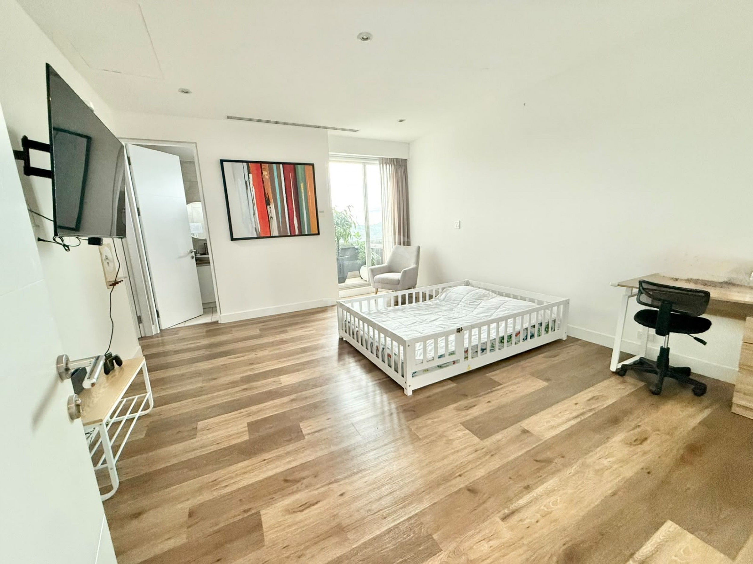 Luxurious Condo for Sale in Central Park Escazú – 3 Bedrooms, Premium Location, and Exclusive Lifestyle