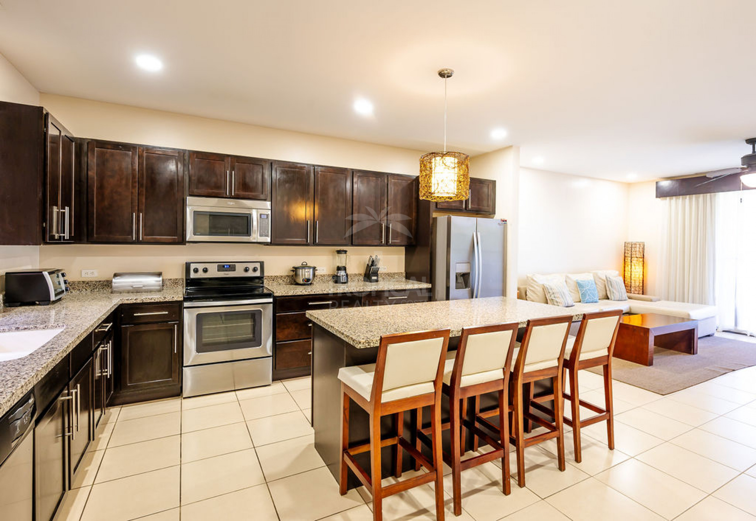 Luxury Condo for Sale in Pacifico Playas del Coco – Exclusive Beach Club & Strong Airbnb Potential