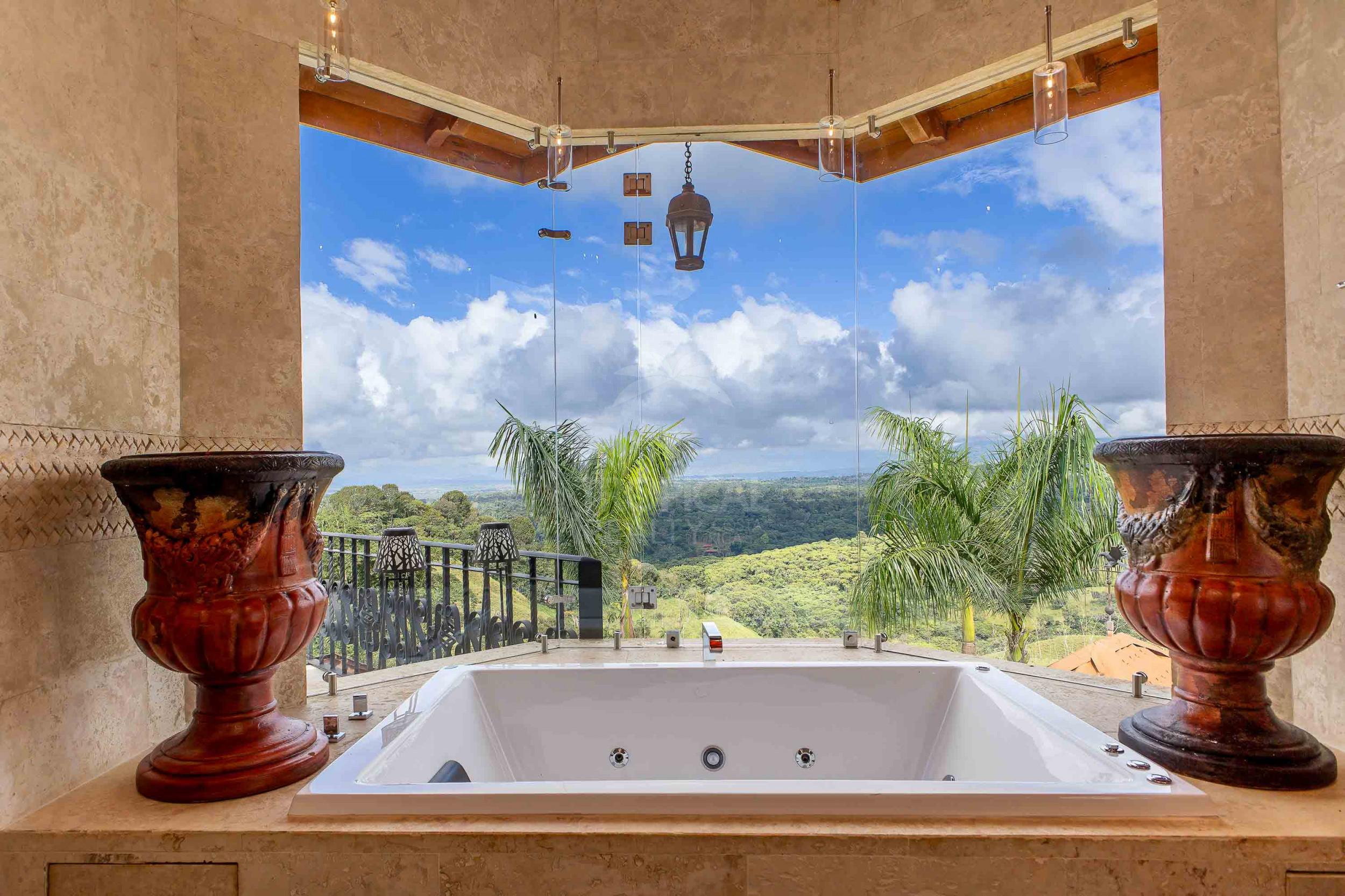 Grand Luxury Estate – Rancho Villa Verde