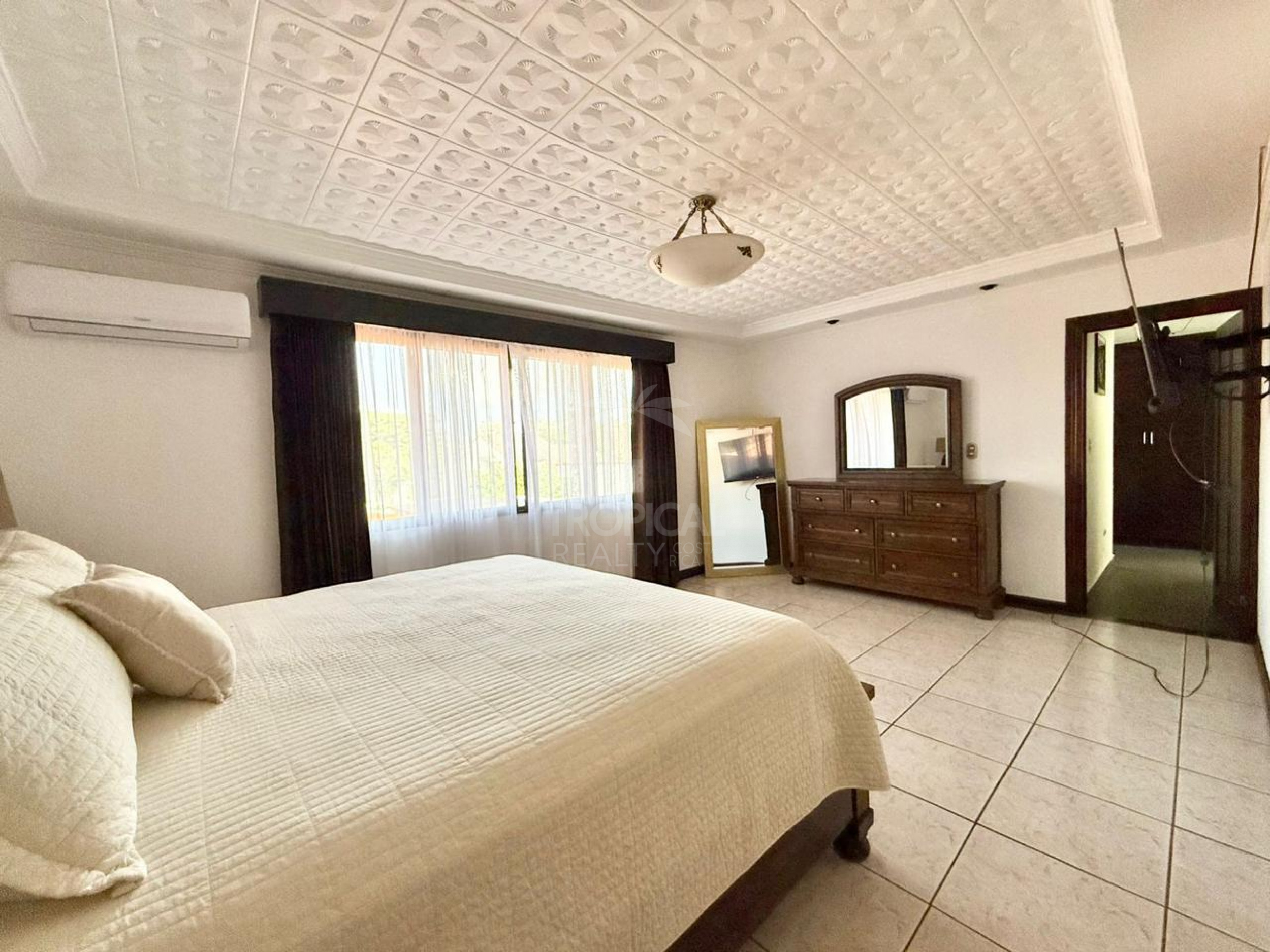 Independent Home for Sale  – Los Laureles, Escazú