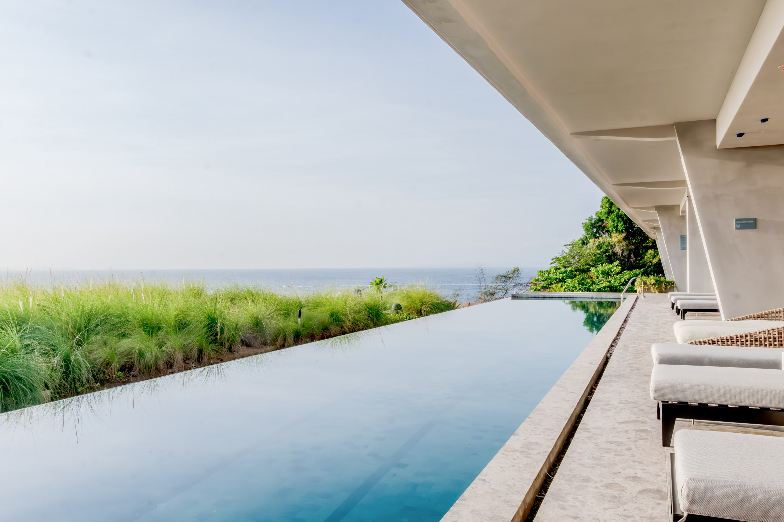Luxurious Beachfront Apartment for Sale in Herradura, Puntarenas: Nerea Apartments