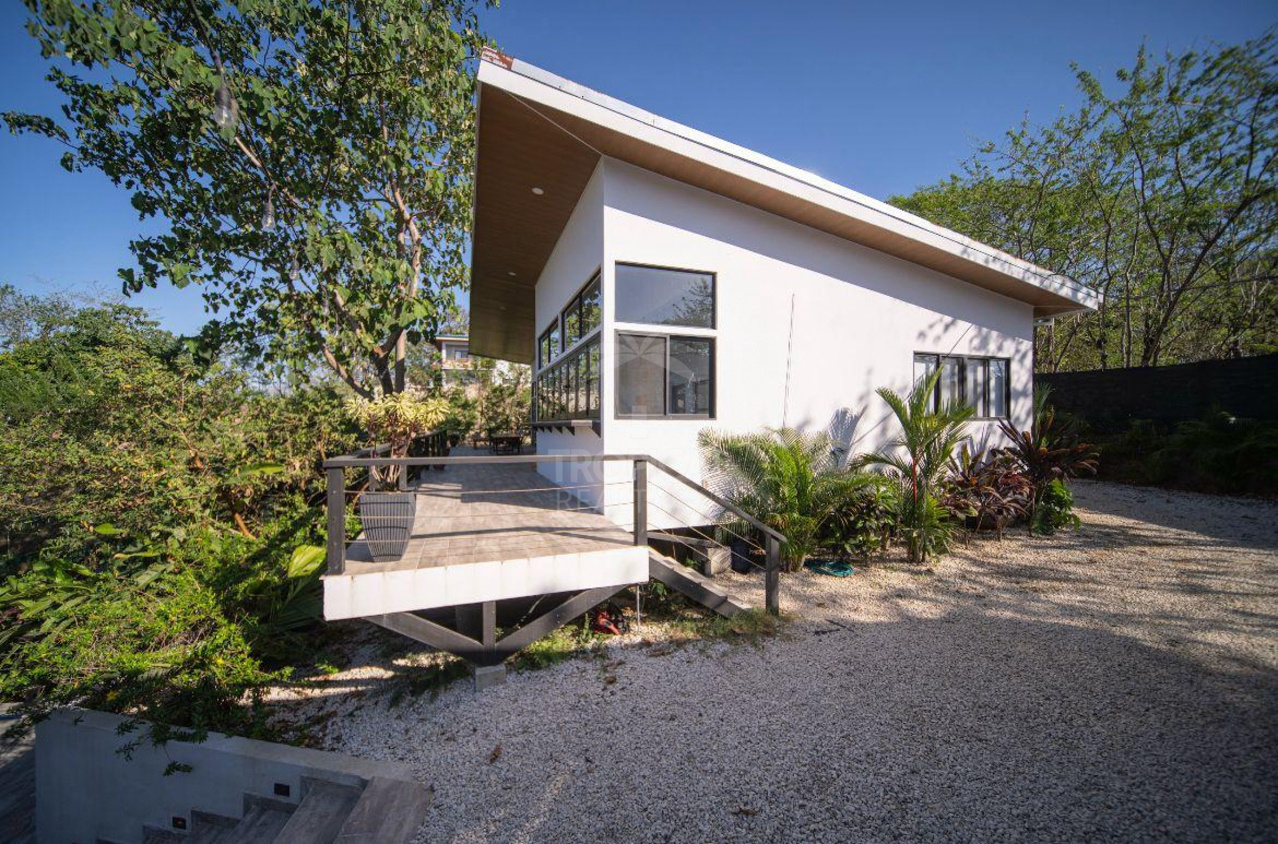 Turnkey Property with 2 Villas & Infinity Pool – $595,000 USD