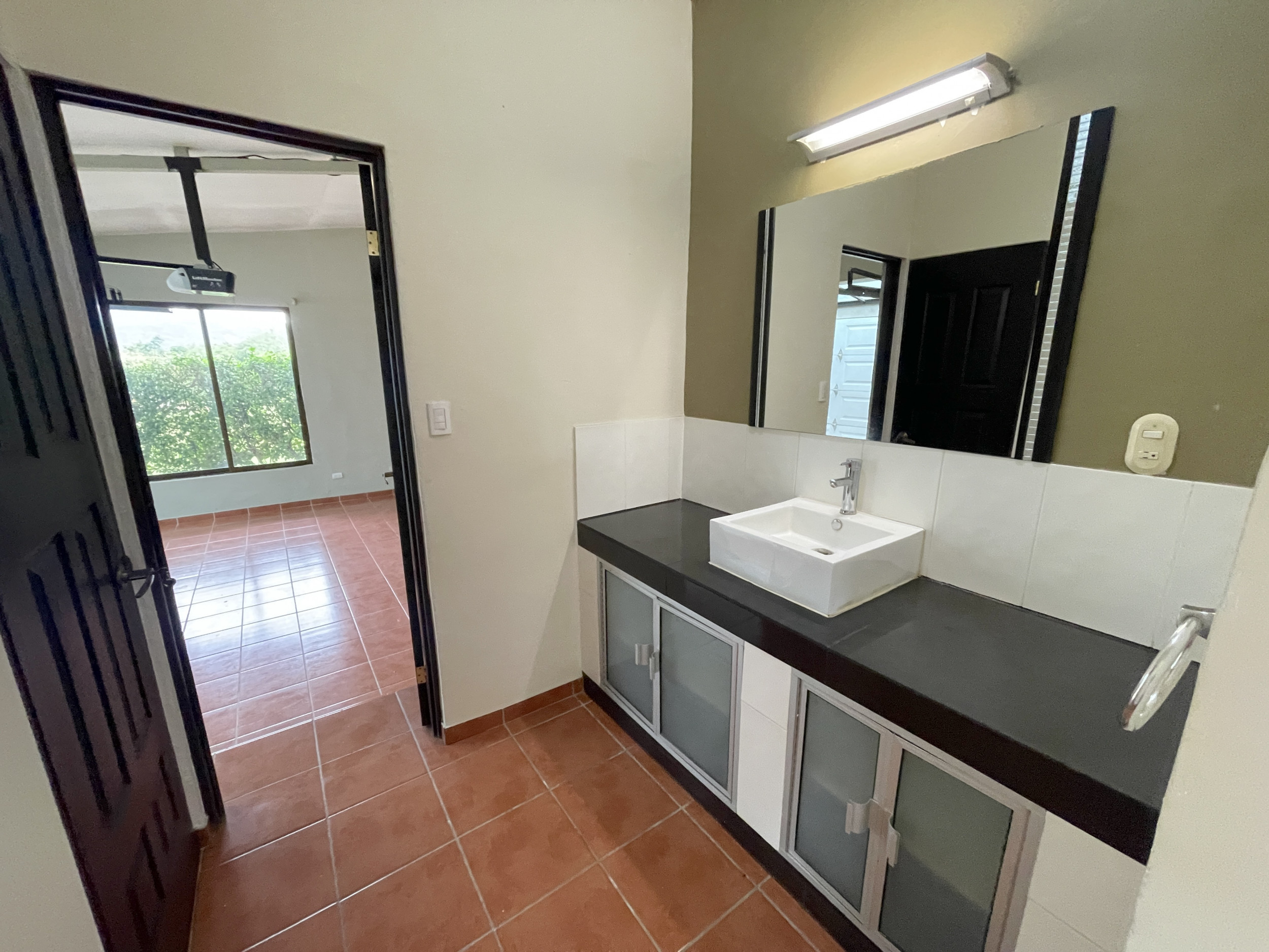 SOLD Single-story house for sale Hacienda Los Reyes