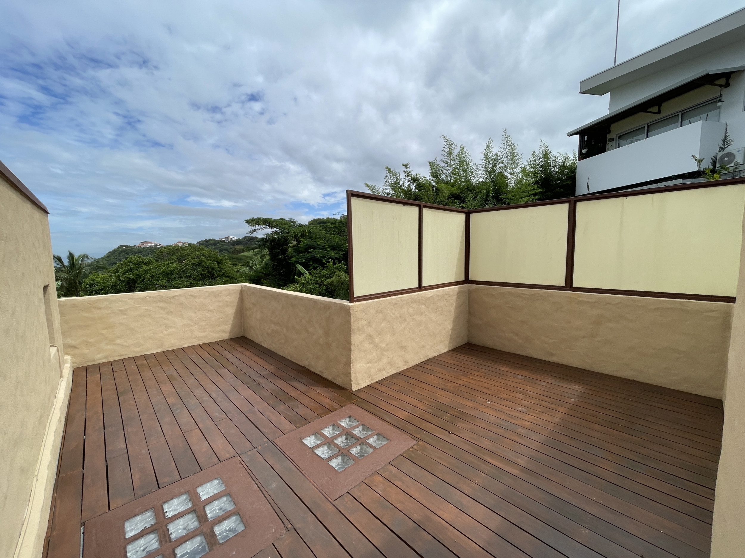 Spacious 5-Bedroom Home in Gated Community in Escazú, Guachipelin Norte