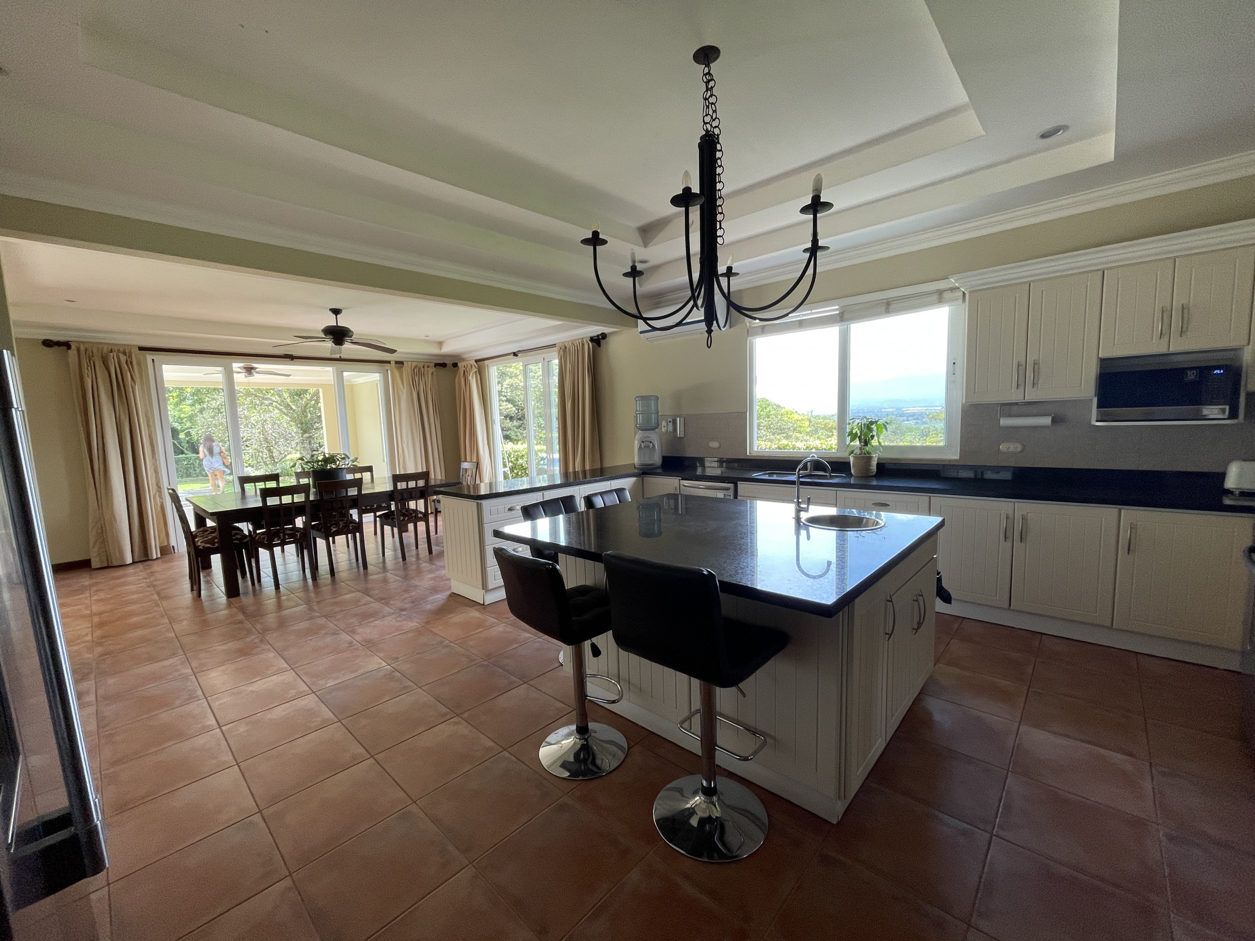 House for sale in Ciudad Colón, El Rodeo – With Pool and Spacious Green Areas
