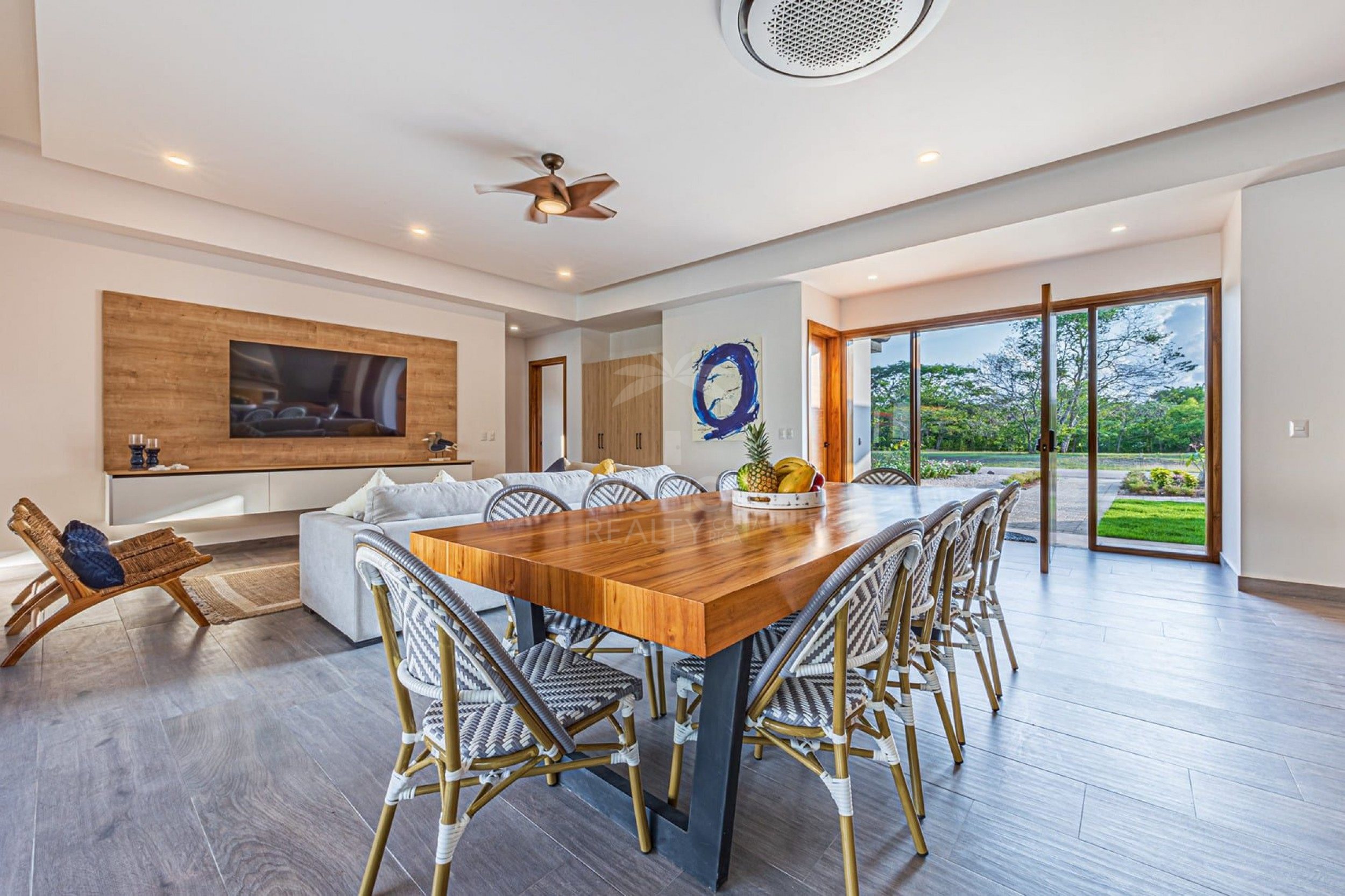 Luxury Villa in Hacienda Pinilla – Guest House, Private Pool & Resort-Style Living