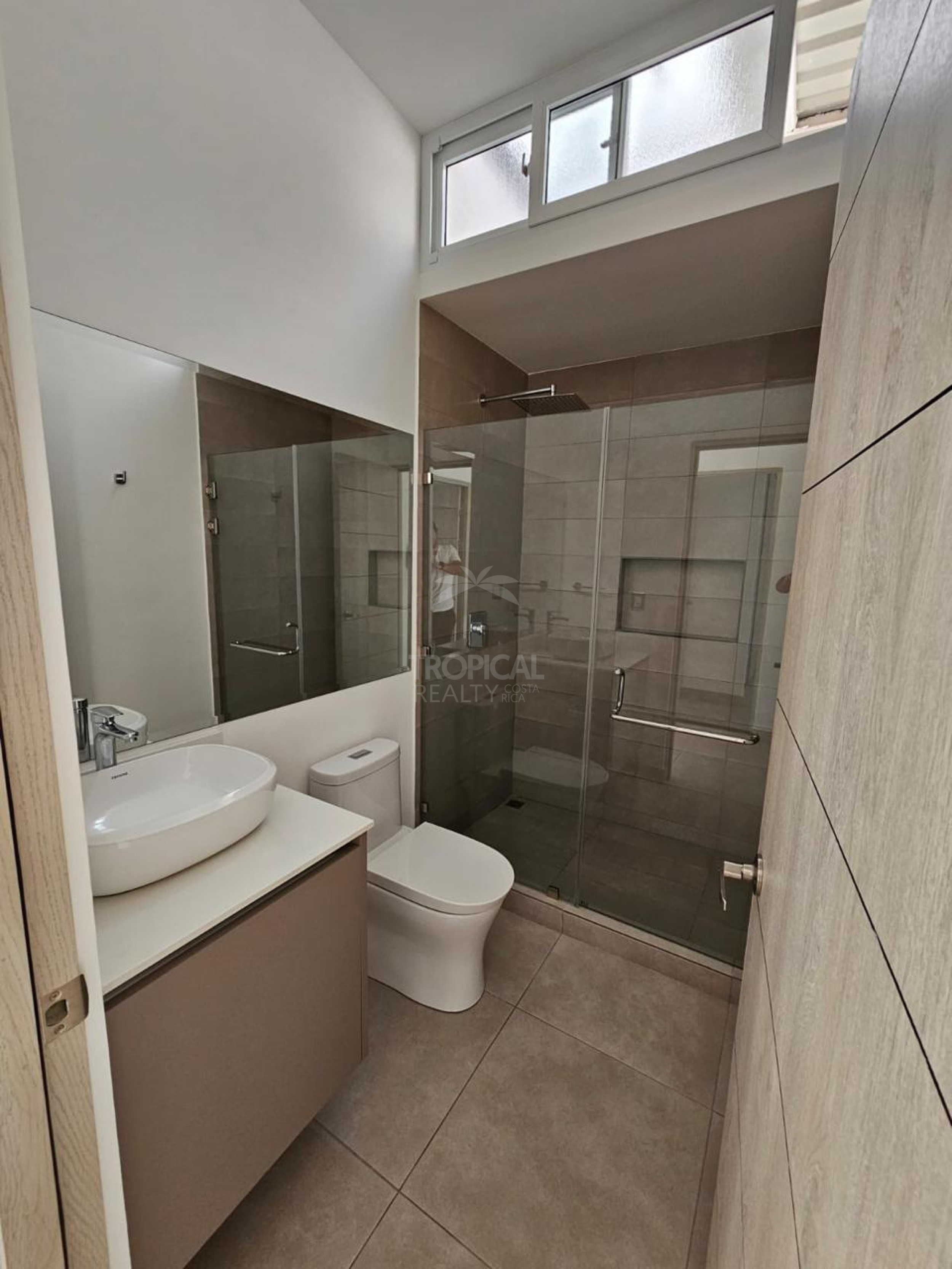 Luxury Home for Rent with Panoramic Terrace in Source Living, Escazú