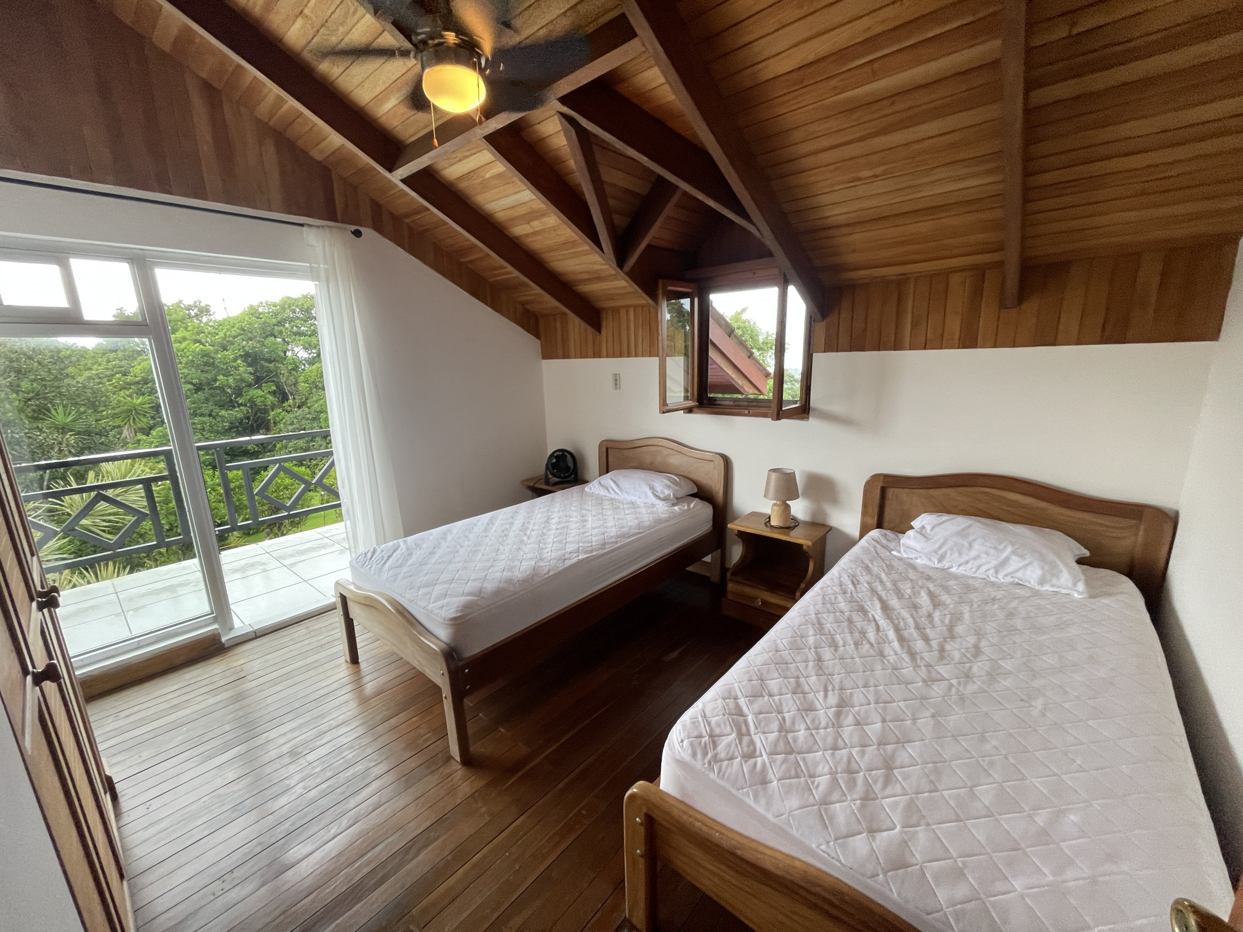 65-Acre Lakeview Property in Nuevo Arenal, Ideal for Family Residential Development