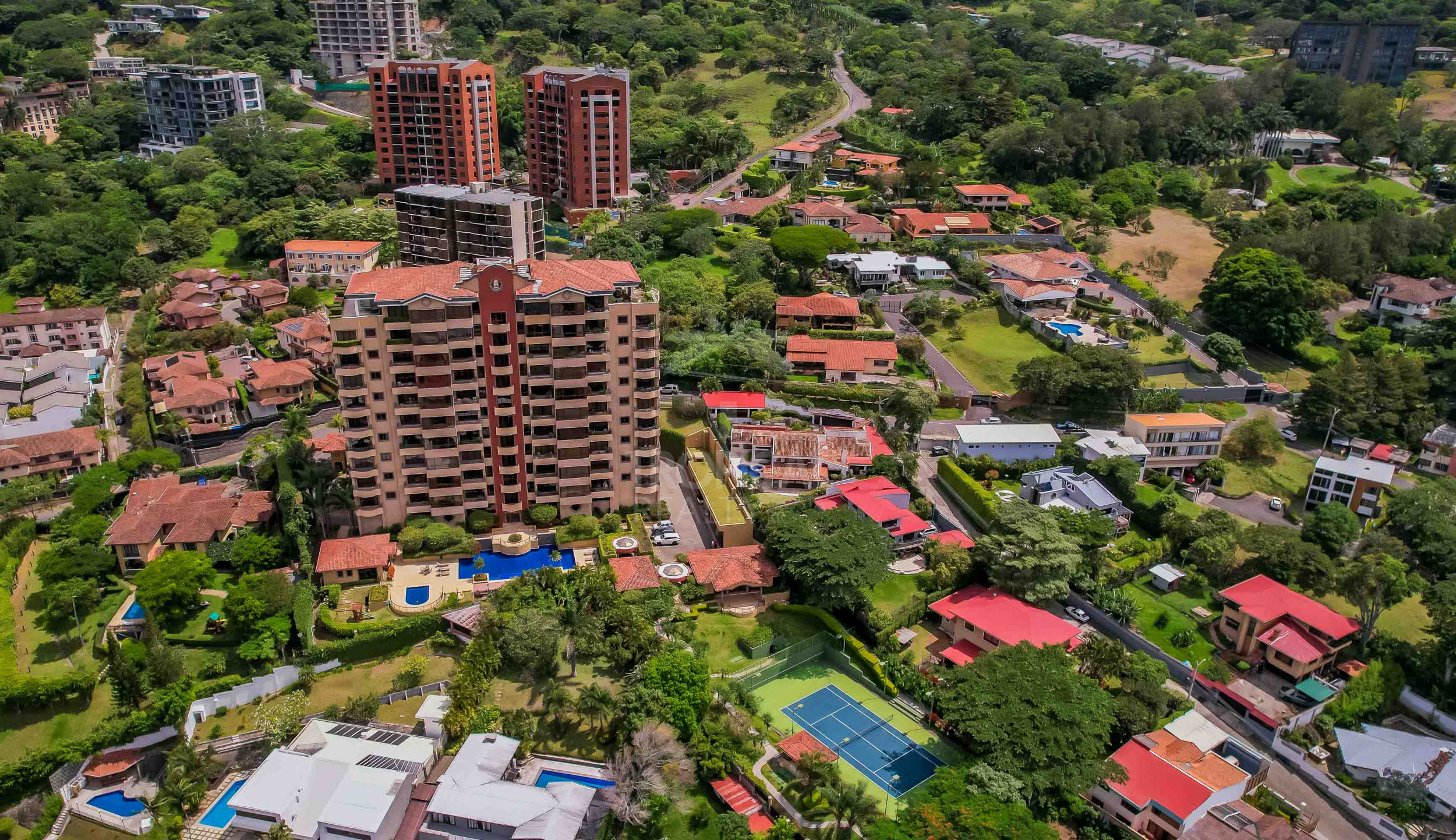 Luxury Apartment with Stunning Views – Valle del Tamarindo, Escazú