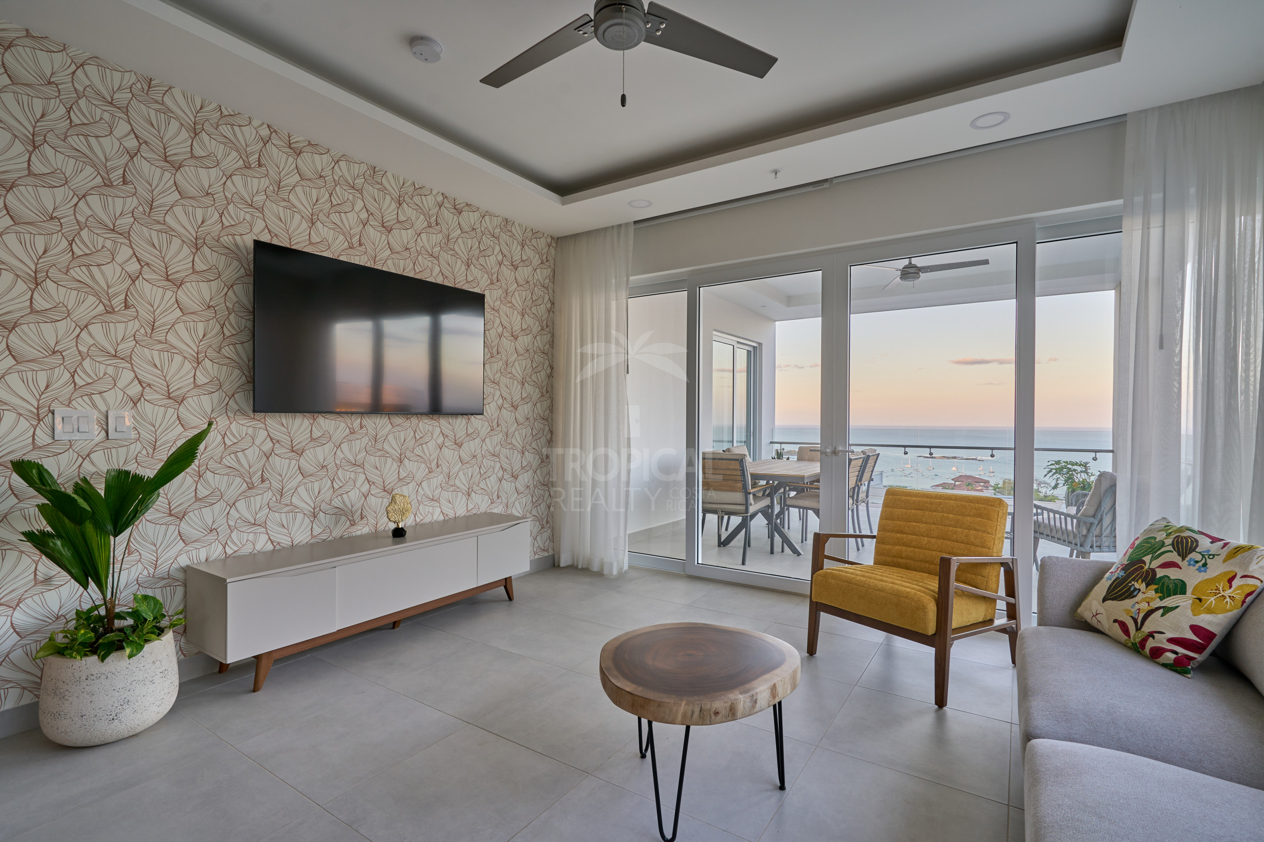 3-Bedroom Ocean View Apartment at Residencia La Vista – Tamarindo