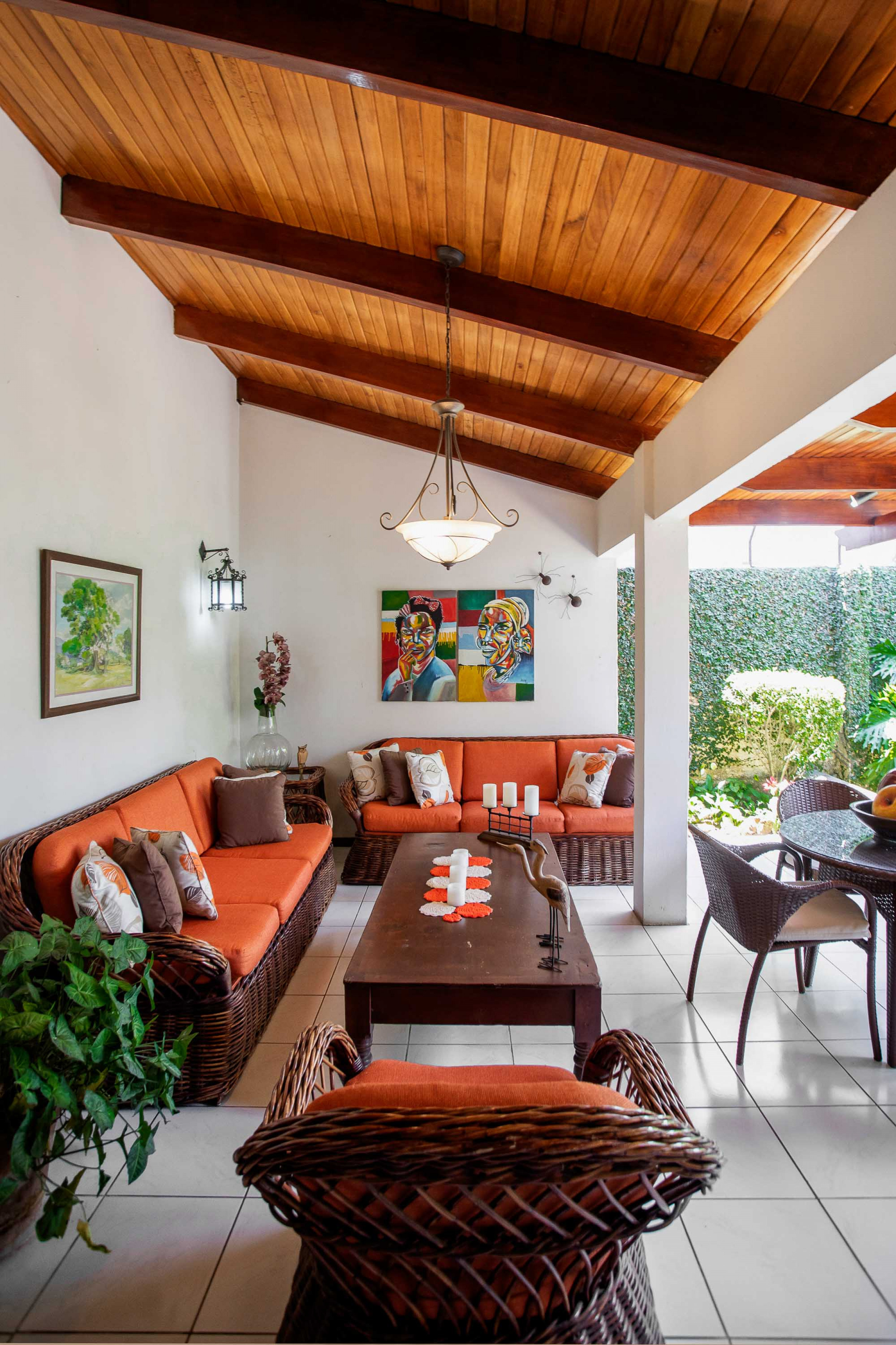 Contemporary Home with Apartment for sale in Trejos Montealegre, Escazu, SOLD