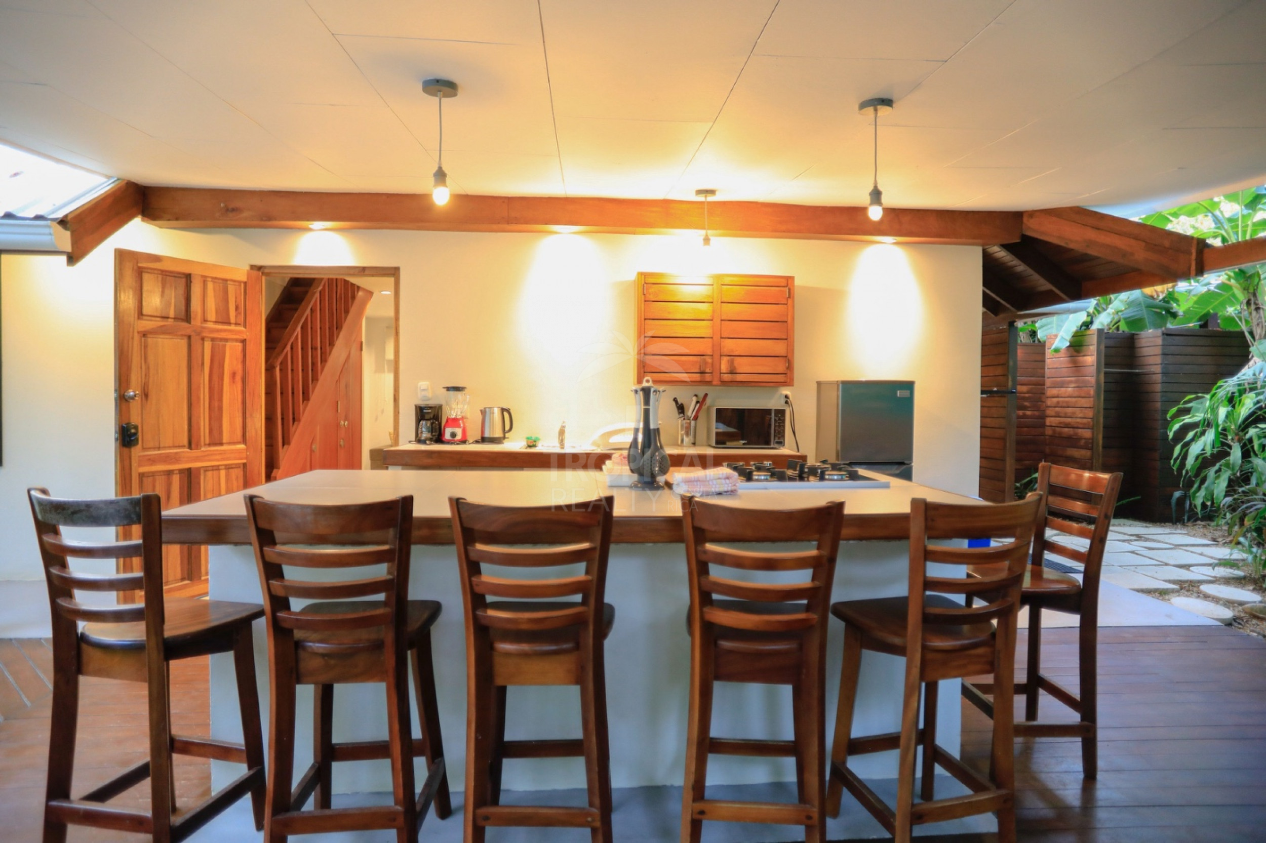 Oceanfront Villa for Rent in Santa Teresa – 2 Bedrooms with Private Terrace