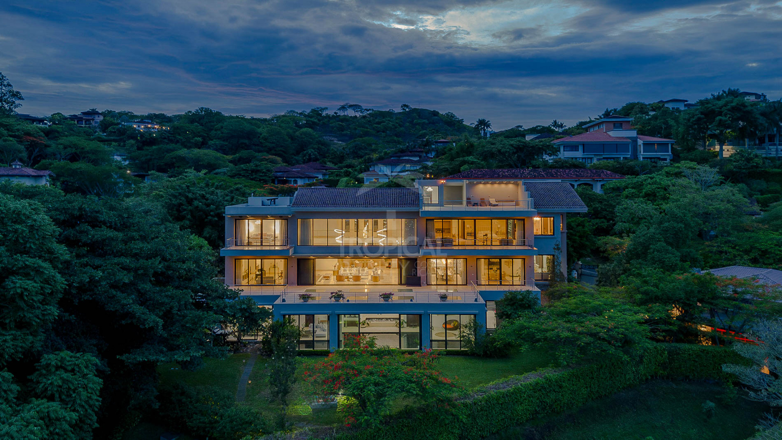Villa Real Valley View Estate – Exceptional Luxury Residence with Panoramic Views in Santa Ana