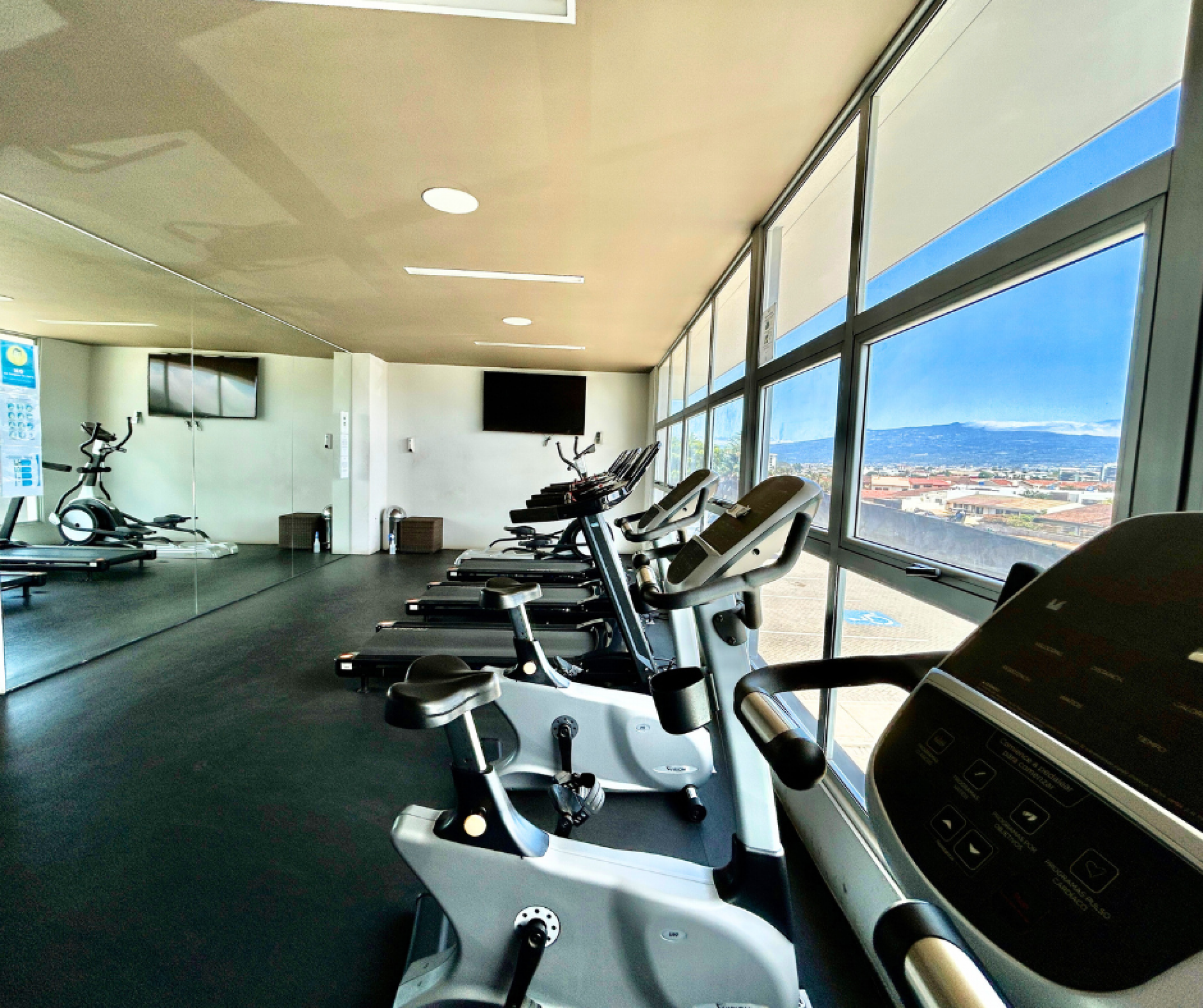 For Sale: 1-Bedroom Apartment in Escazú with Mountain Views and Exceptional Amenities