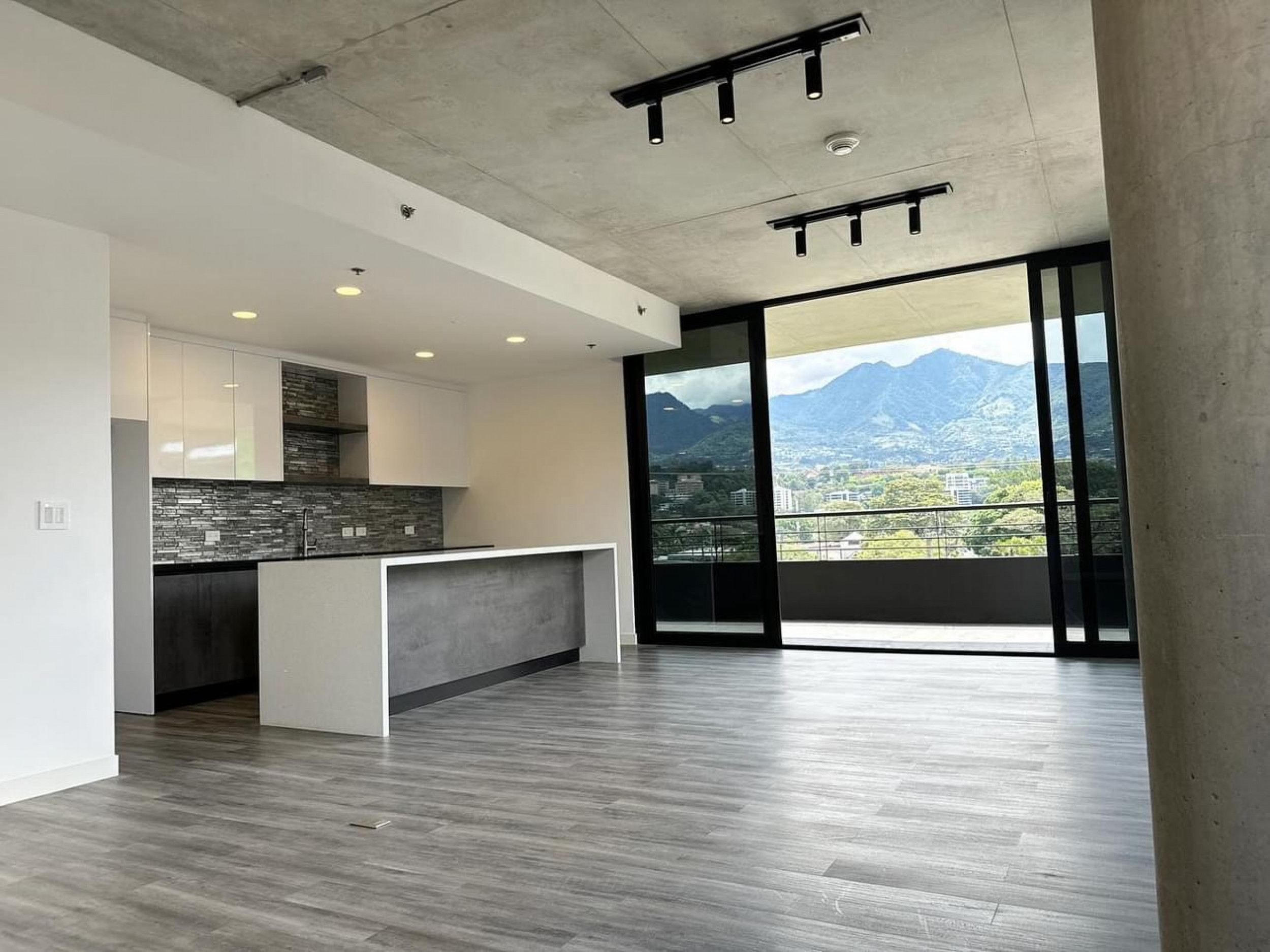 Trejos Montealegre, apartment for sale Escazu Village