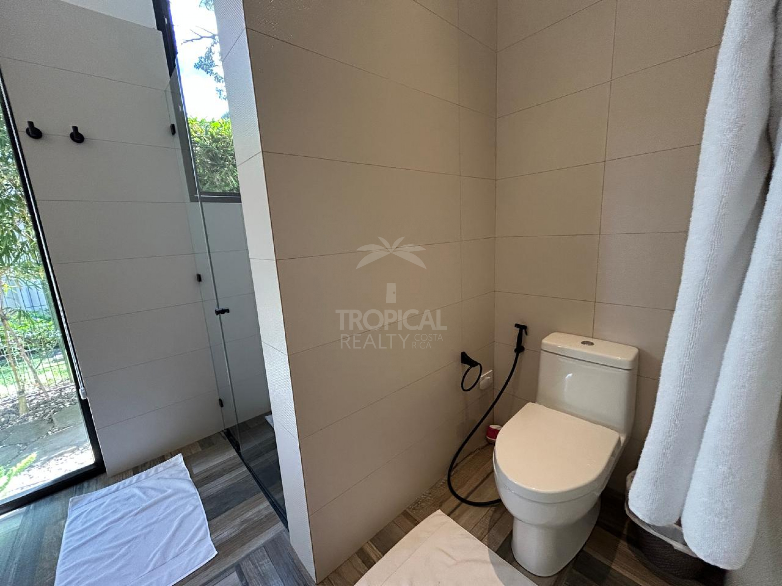 Single-Story Home for sale, Oro Sol Condominium in Río Oro