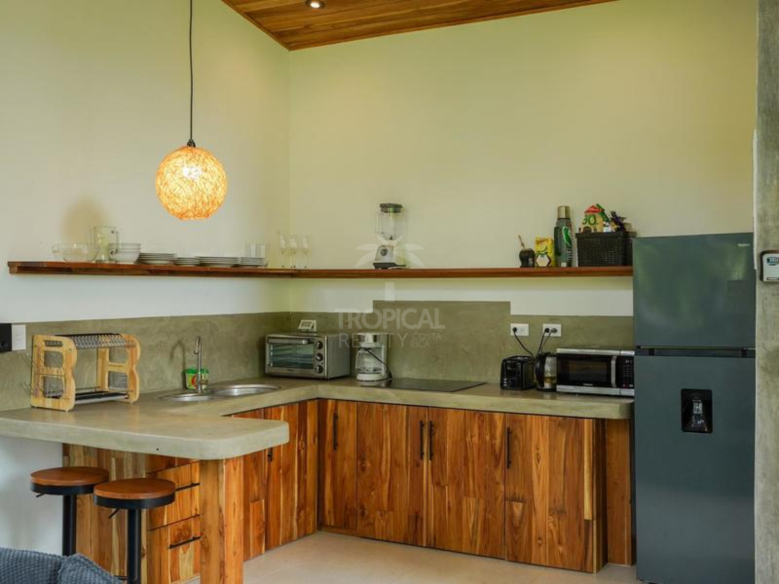 Elevated Jungle Retreat in Playa Hermosa – Santa Teresa, Costa Rica