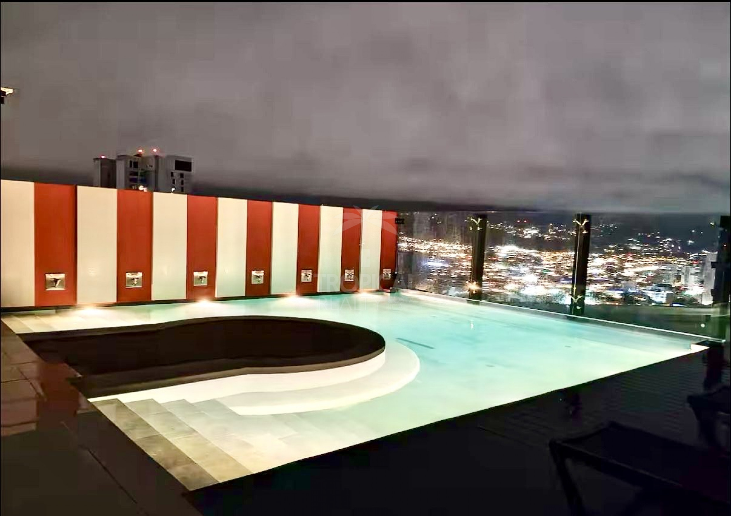 For rent Modern Penthouse in Barrio Escalante | Urban Living with Panoramic Views
