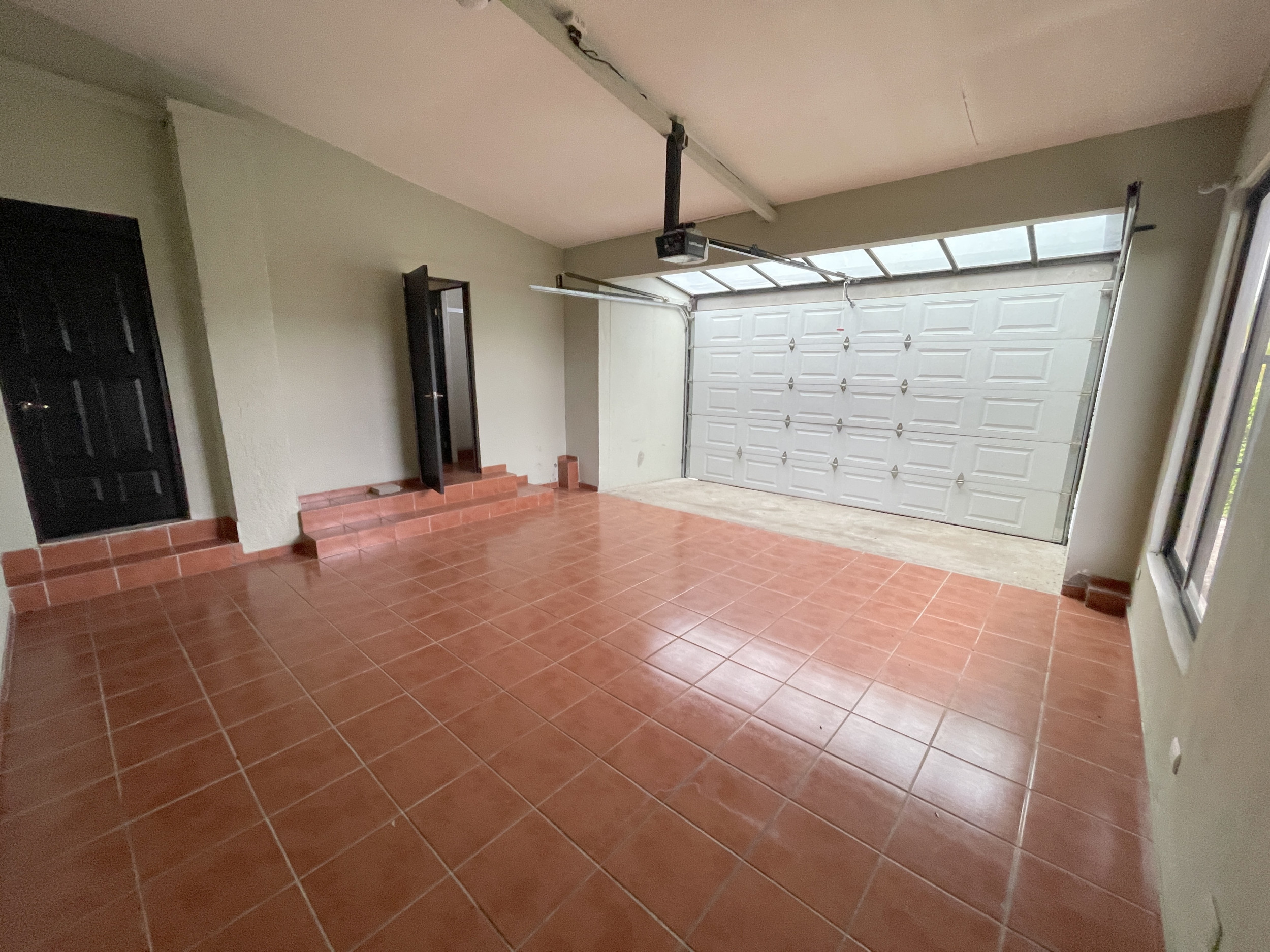SOLD Single-story house for sale Hacienda Los Reyes