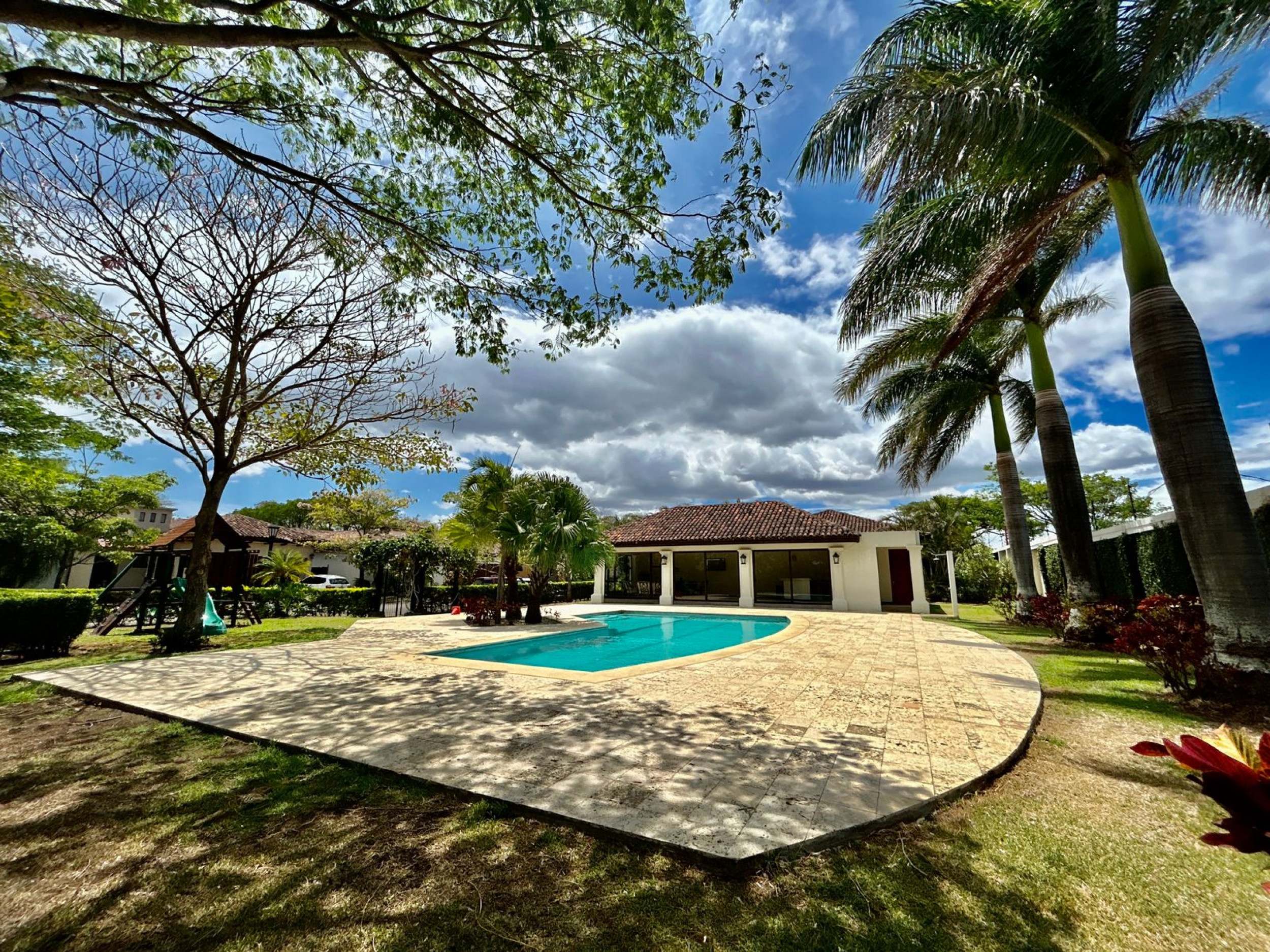 Charming Condo Home in Lindora, Santa Ana SOLD