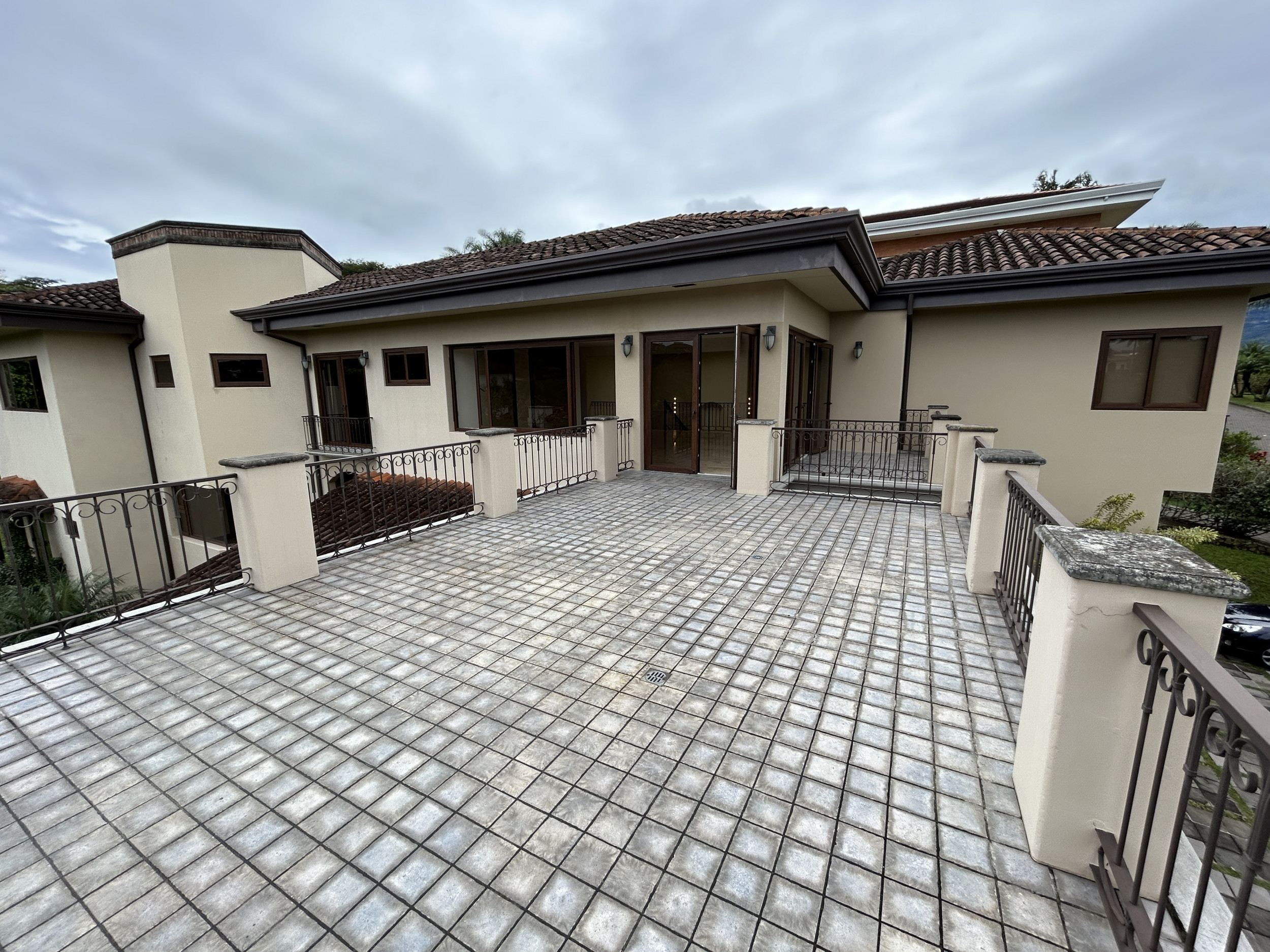 Exceptional Luxury Living in Villareal, Santa Ana, San José