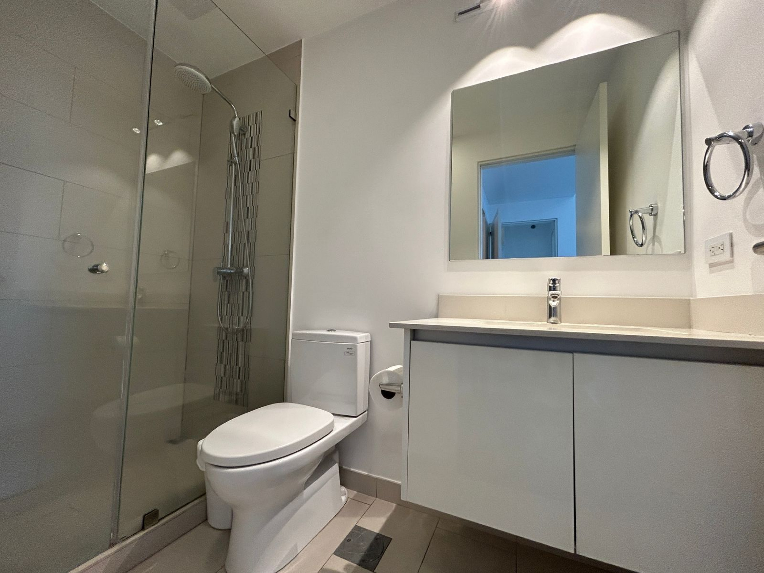 Fully Furnished Luxury Apartment in Escazú Village – Style, Comfort & Prime Location