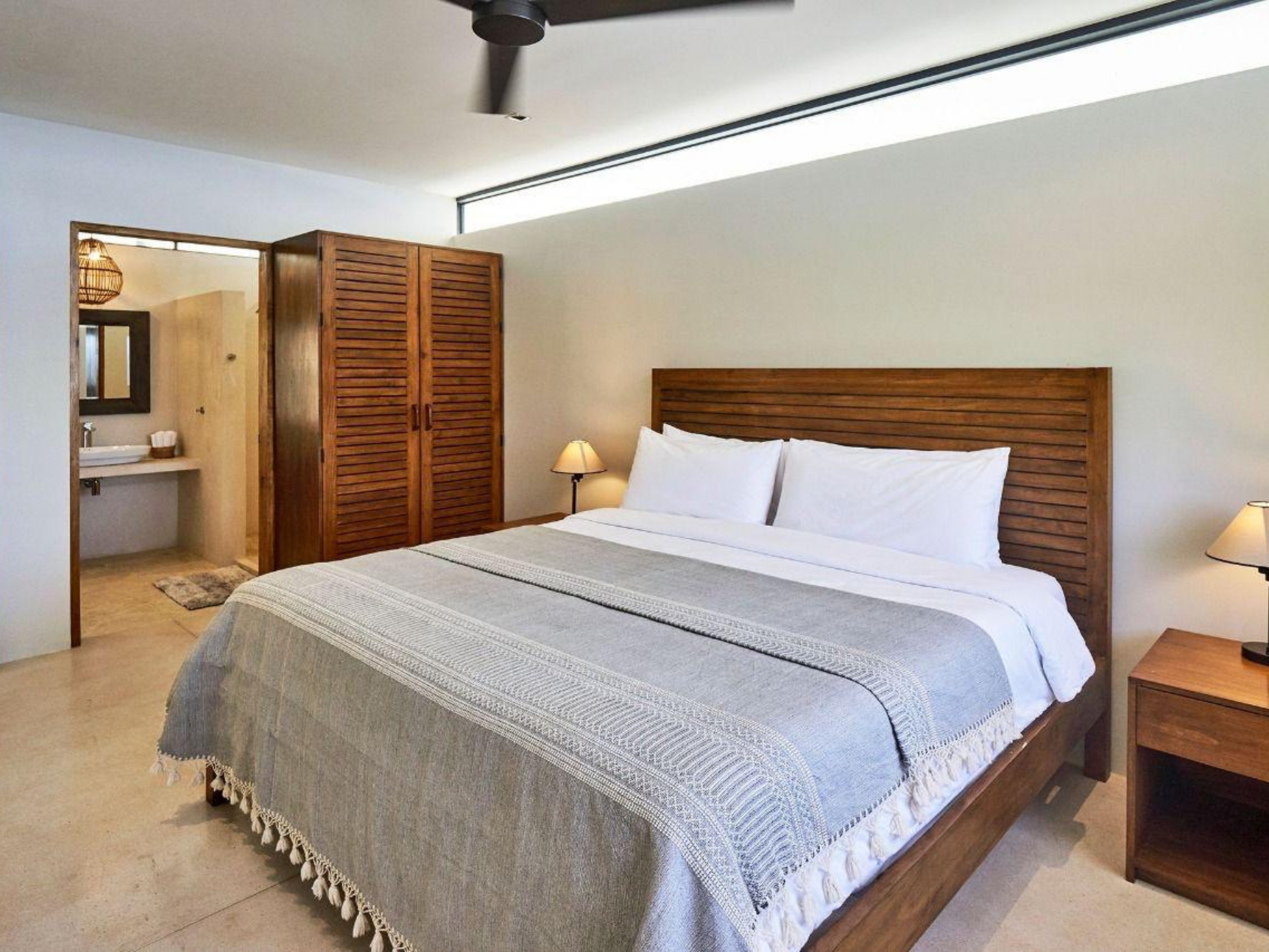 Luxury Oceanview Home in Santa Teresa - USD $1,500,000