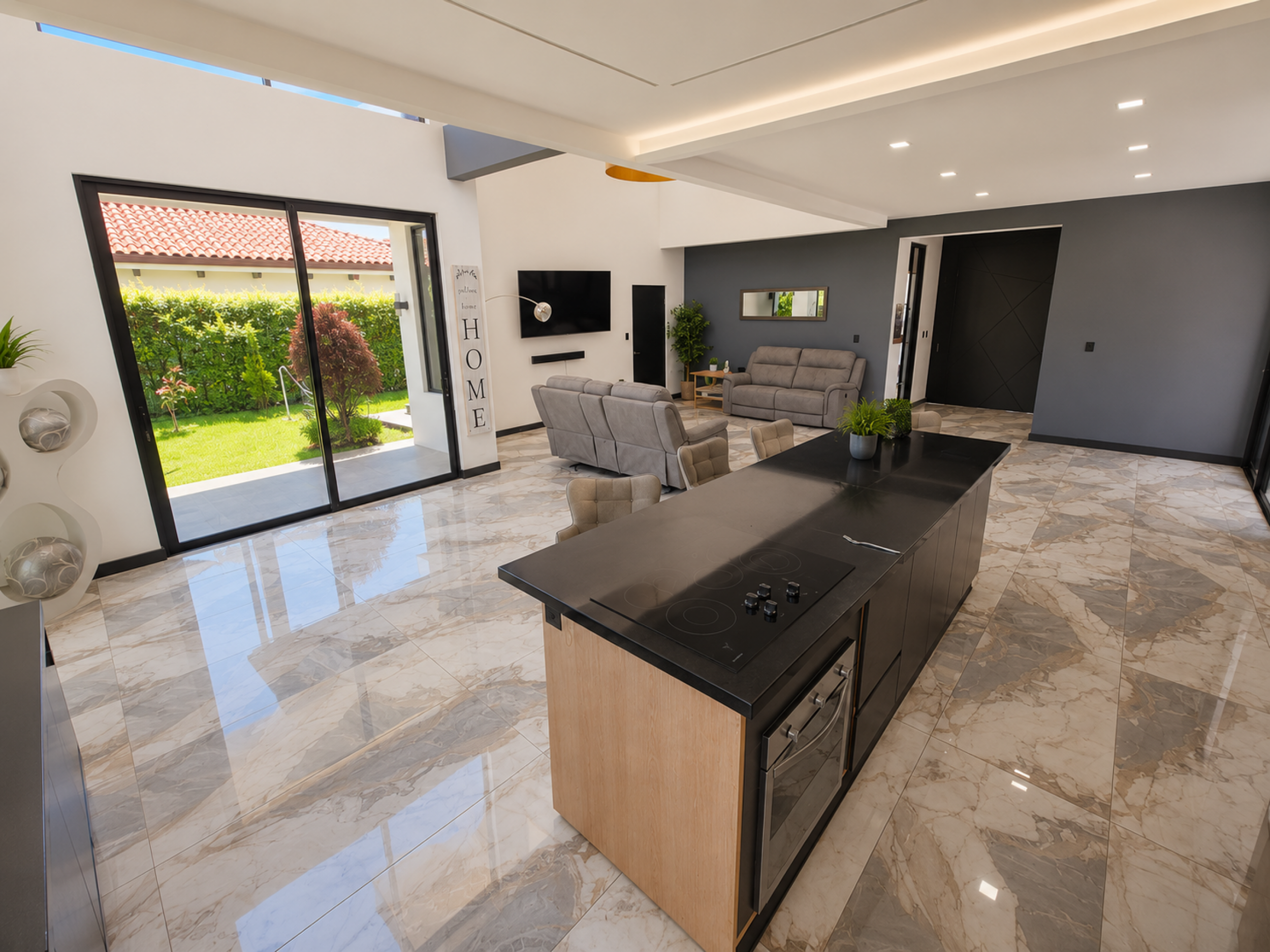 Luxury Home with Independent Apartment in Hacienda Los Reyes | Space, Privacy & Exceptional Value