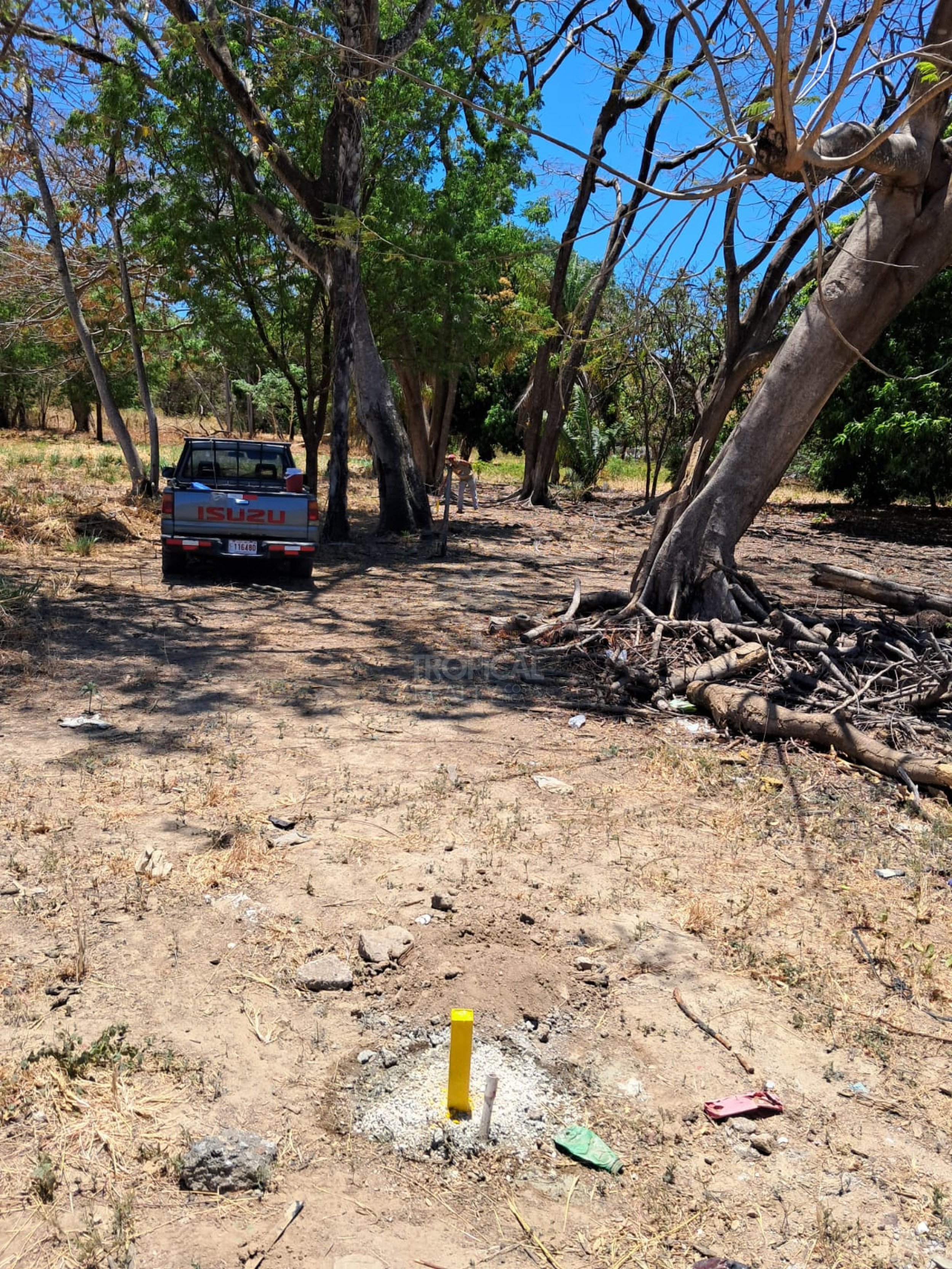 Commercial Lot for Sale in Liberia – Fronting the Interamericana Highway