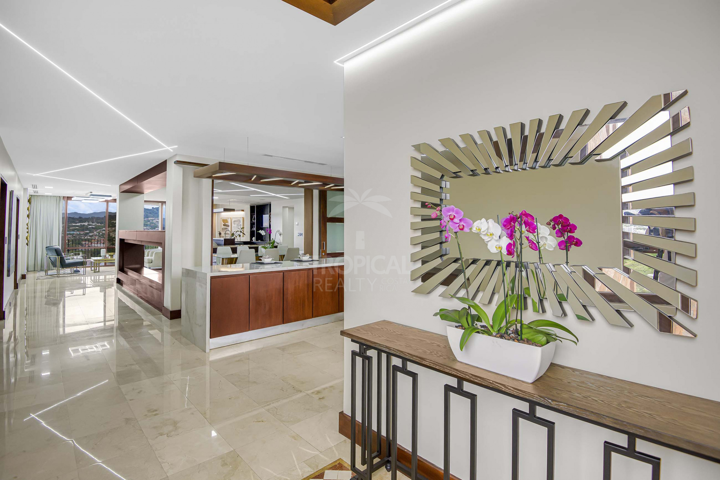 Luxury Apartment for Rent in Monte Plata, Escazú – 370 m² | Furnished | $6,000/Month