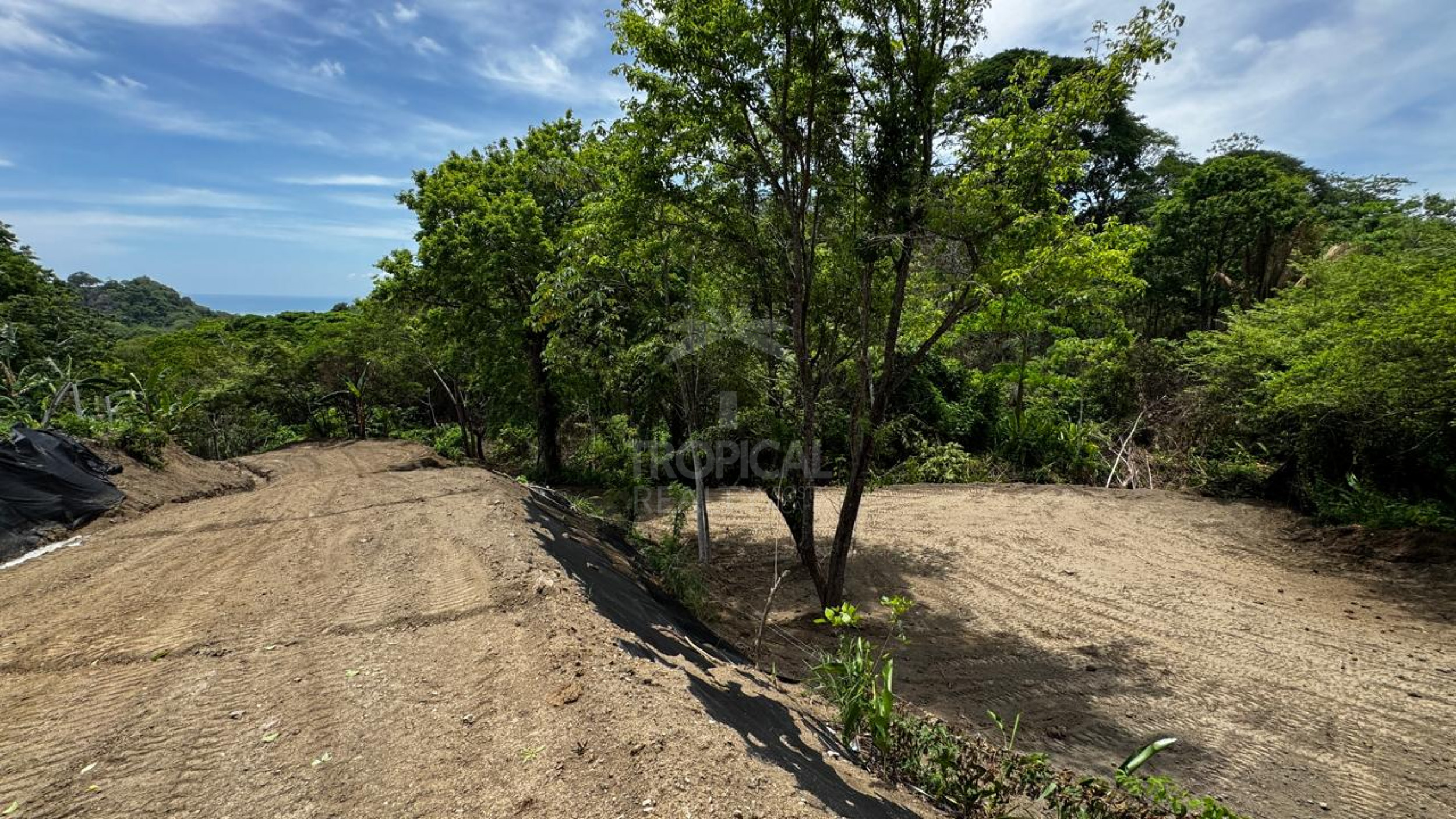 Ocean-view lot for sale in Malpais, Santa Teresa