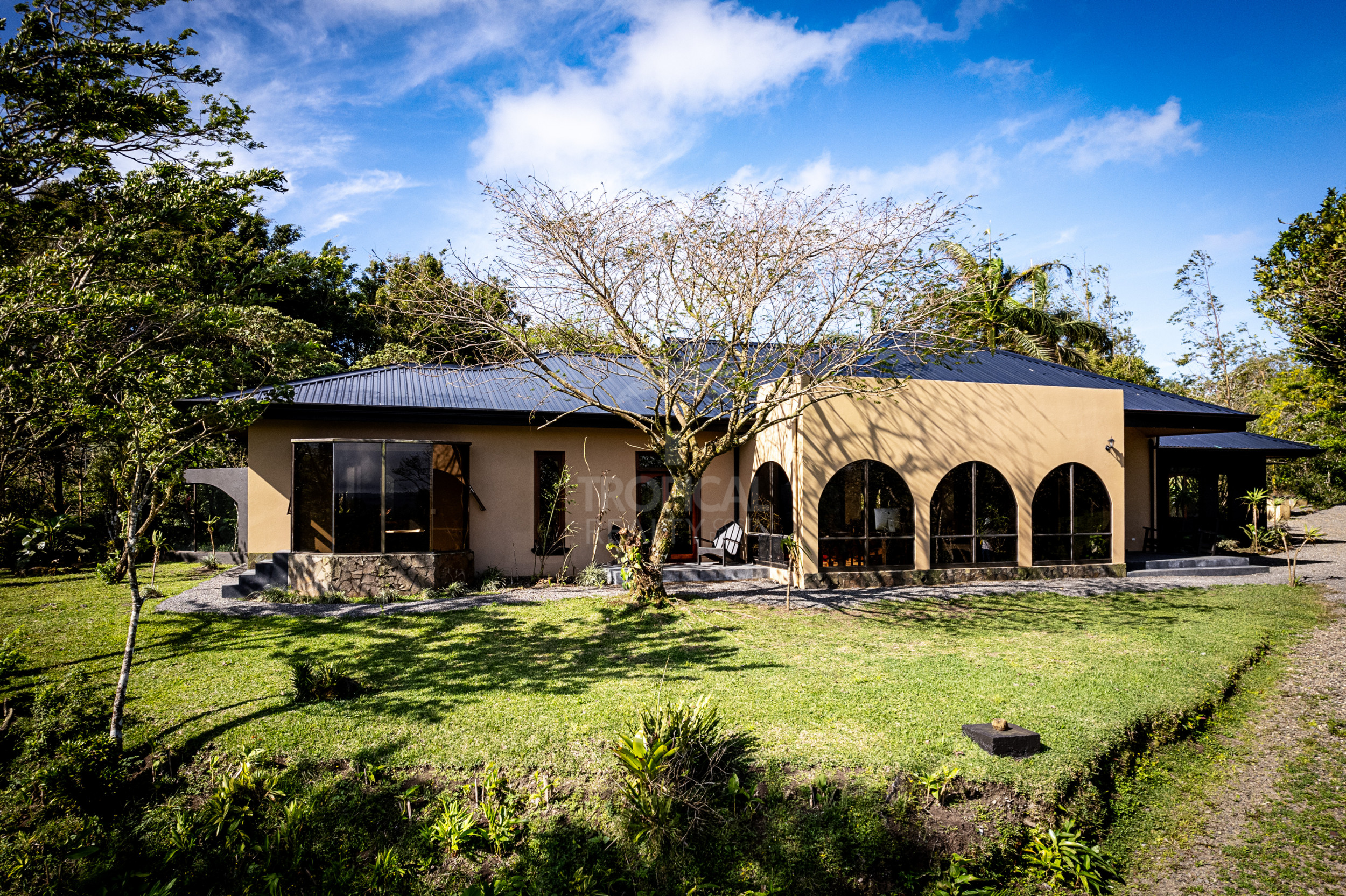 Exclusive Estate with Lake & Arenal Volcano Views – UNDER CONTRACT