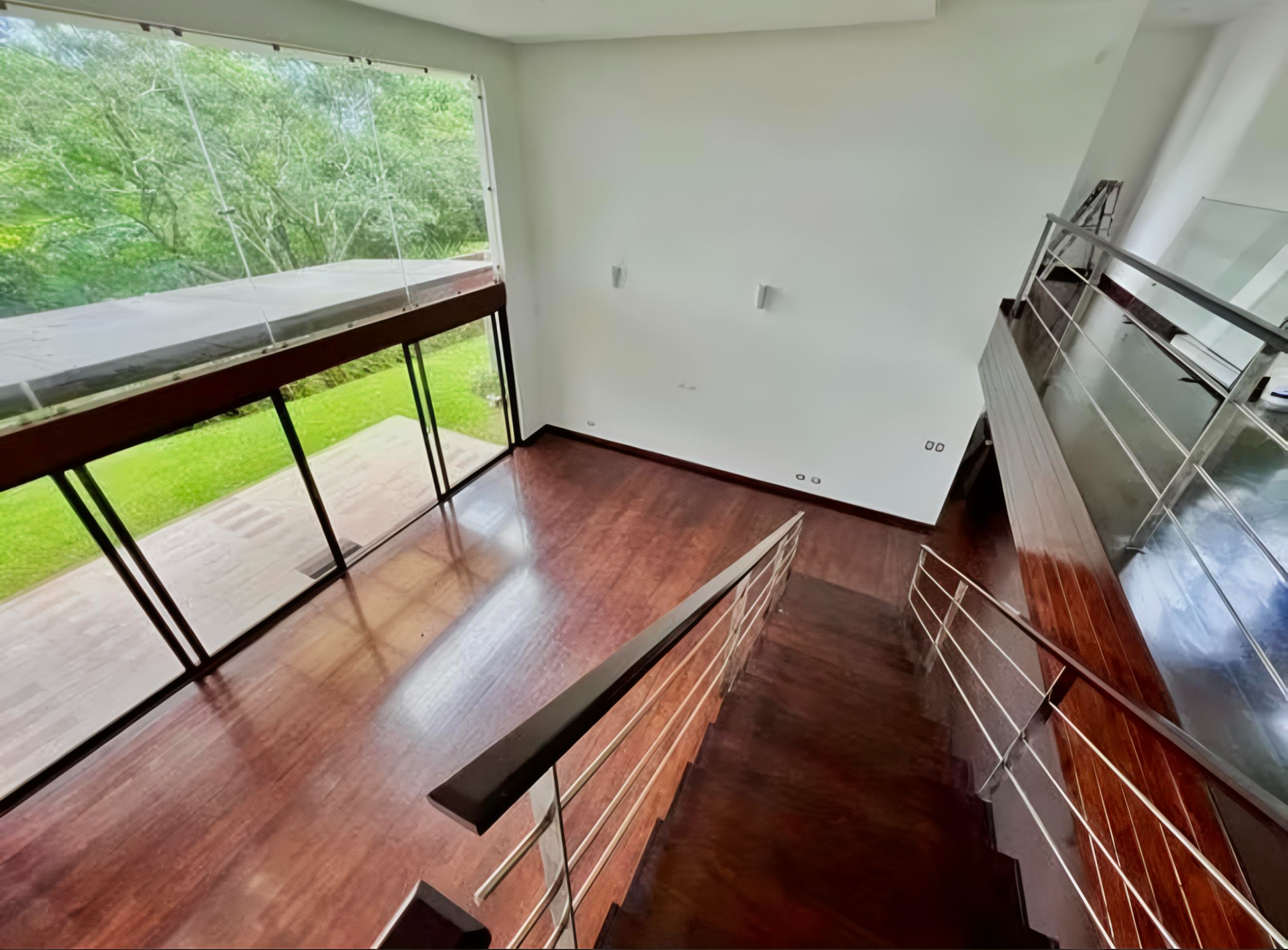Exclusive Mountain Home in a High-End Private Gated Community – Santa Ana