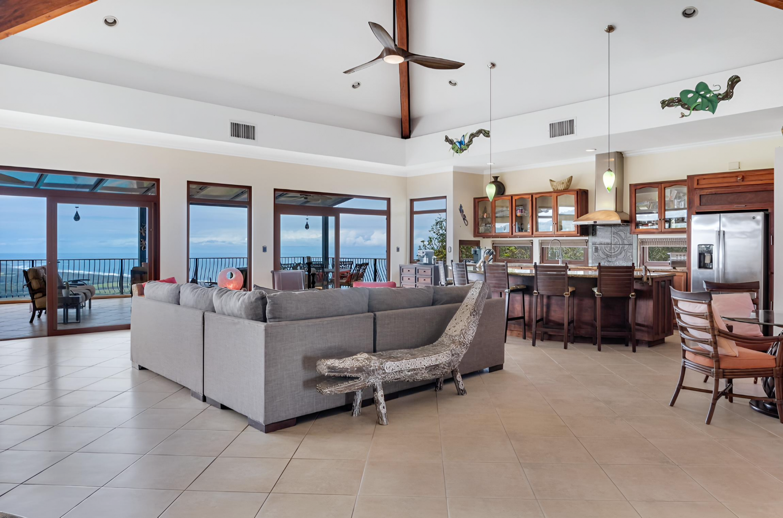 Playa Hermosa ocean view home