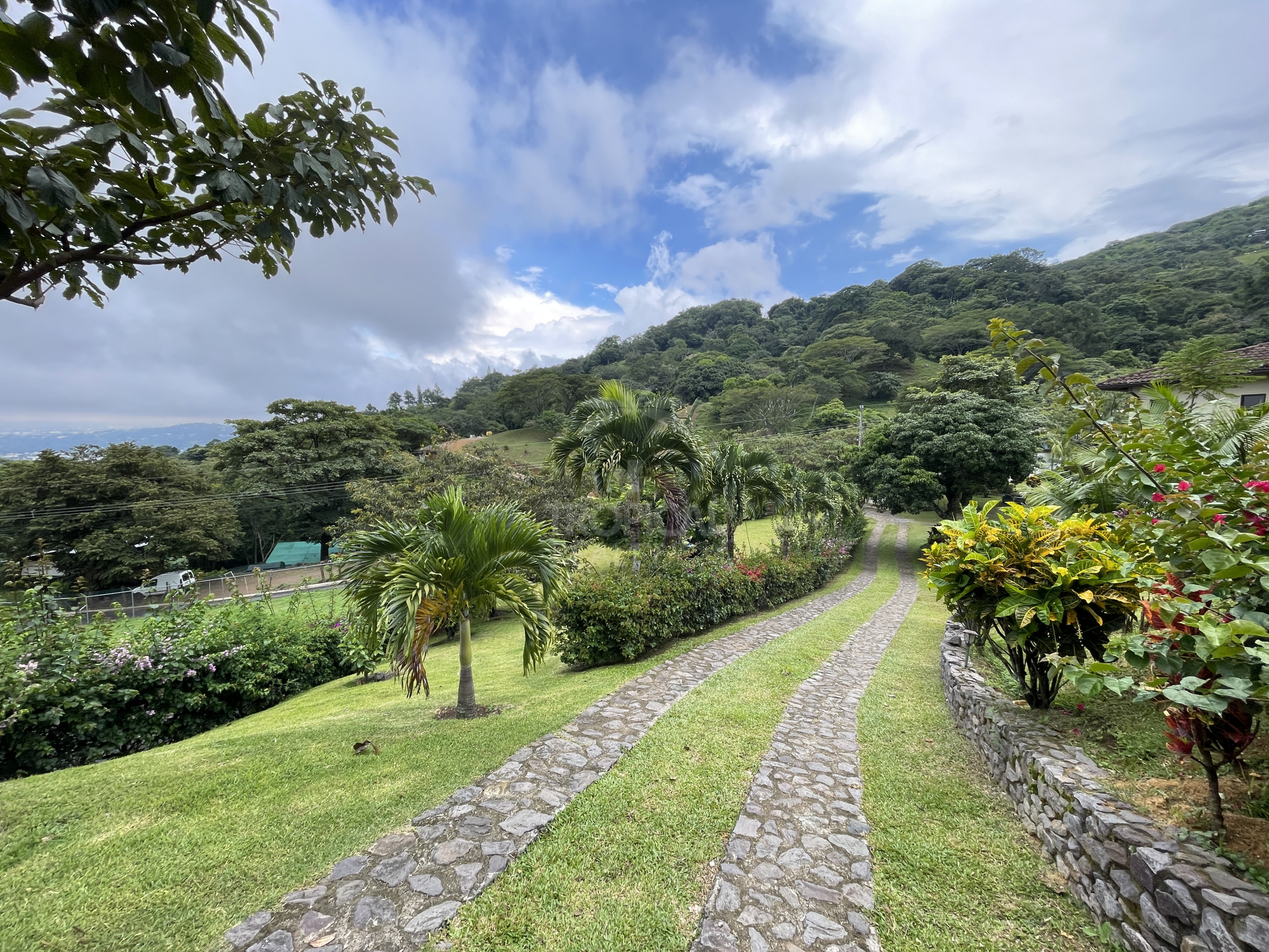 Strategic Investment Property & Private Estate in Piedades, Santa Ana