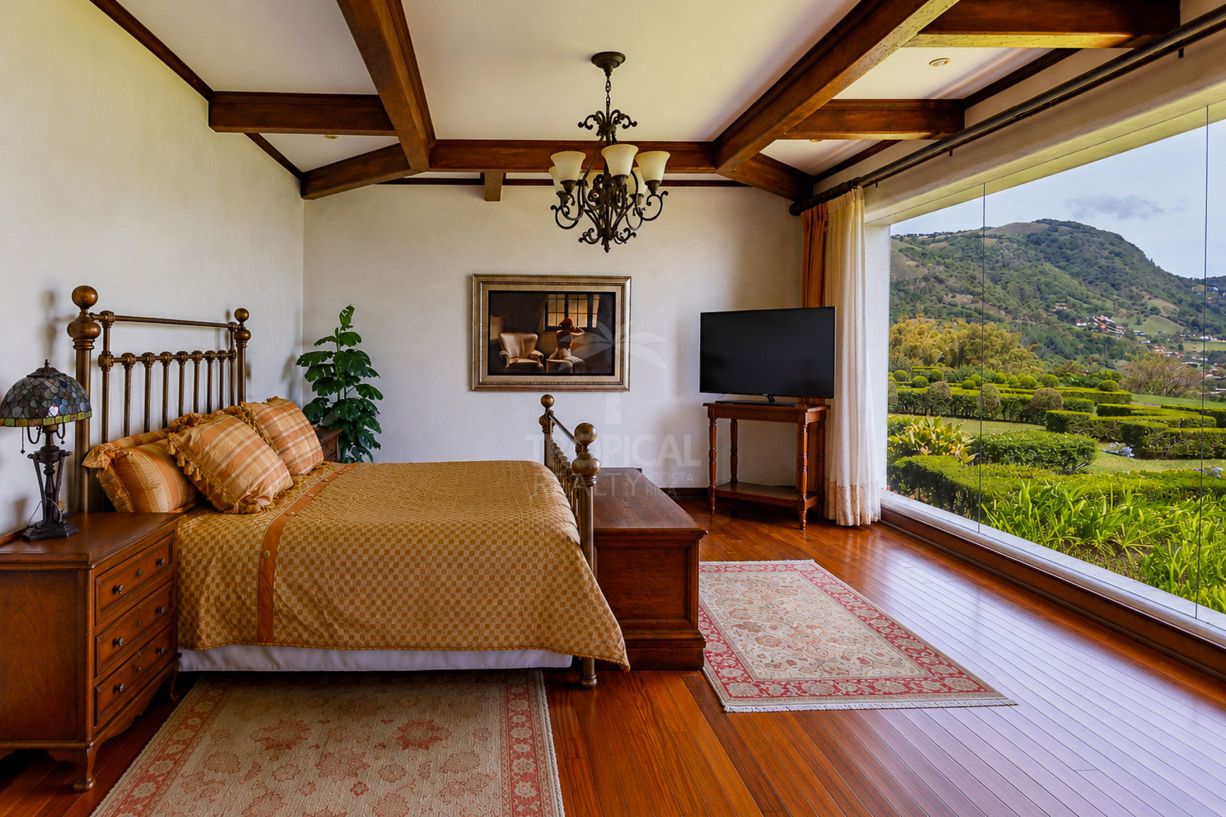 Las Catalinas de Pico Blanco – Costa Rica's Iconic Mountain Estate