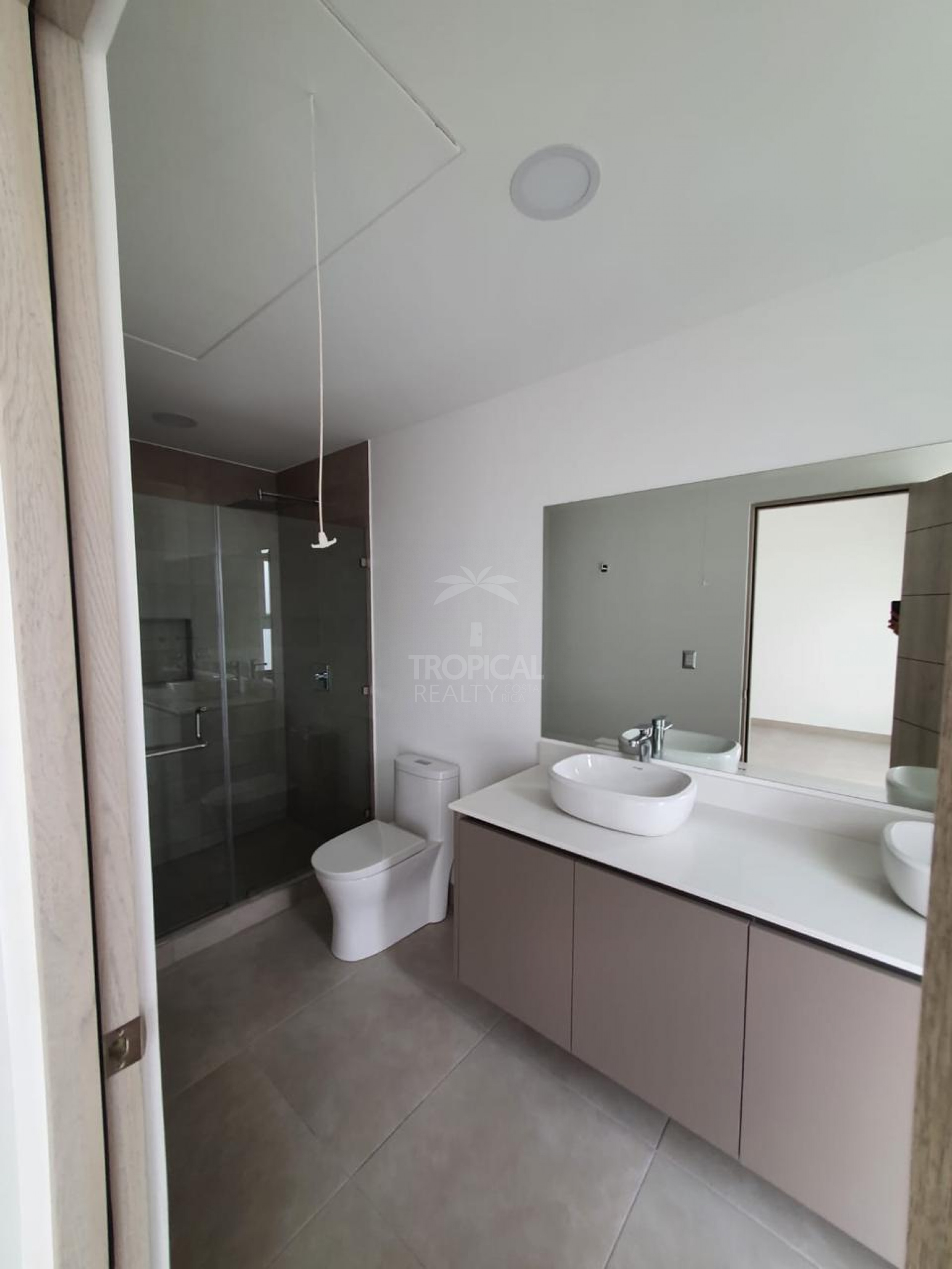 Luxury Home for Rent with Panoramic Terrace in Source Living, Escazú