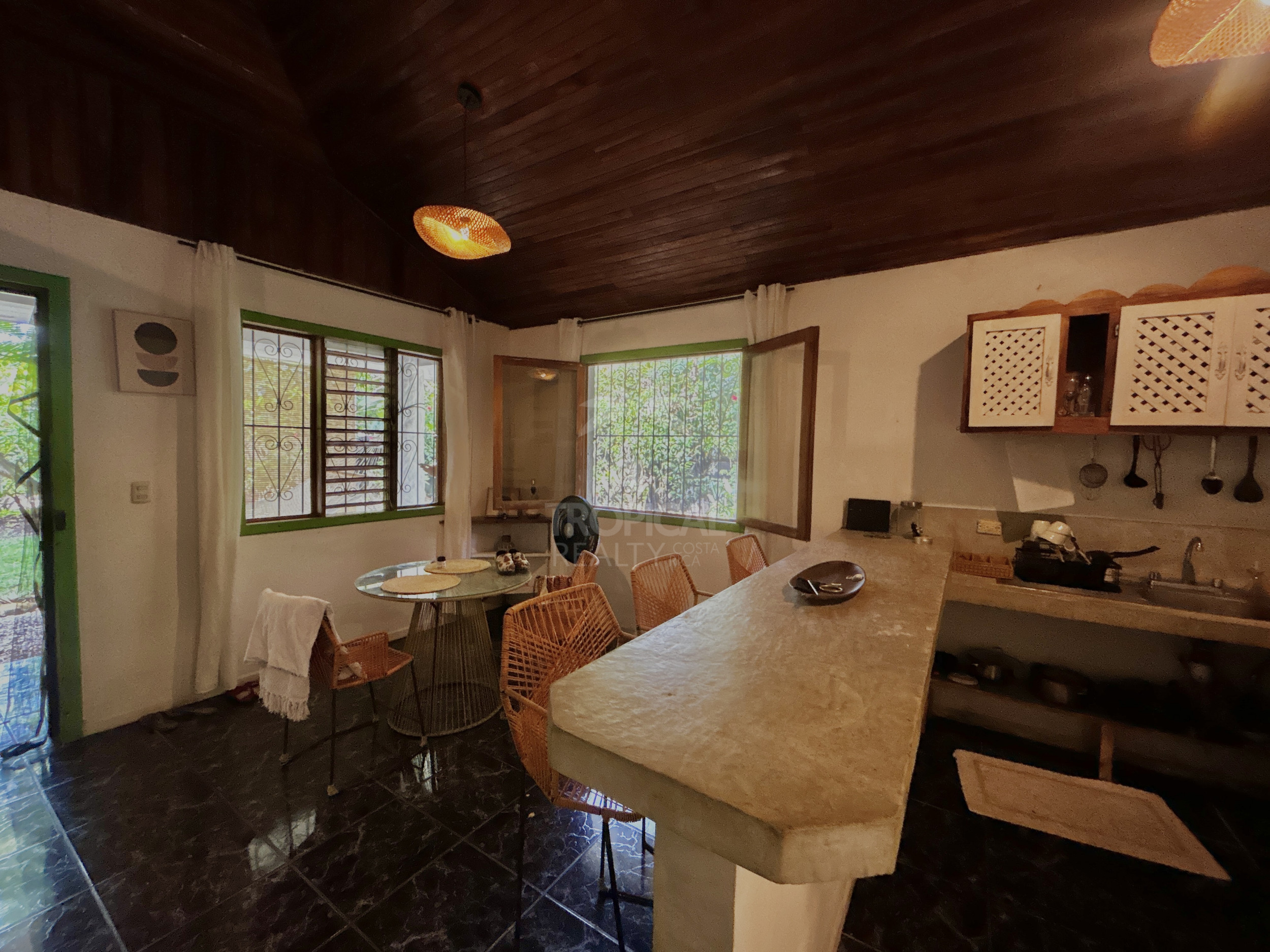 Long-Term Rental Home in Malpaís – Walking Distance to the Beach & 8 Minutes from Santa Teresa