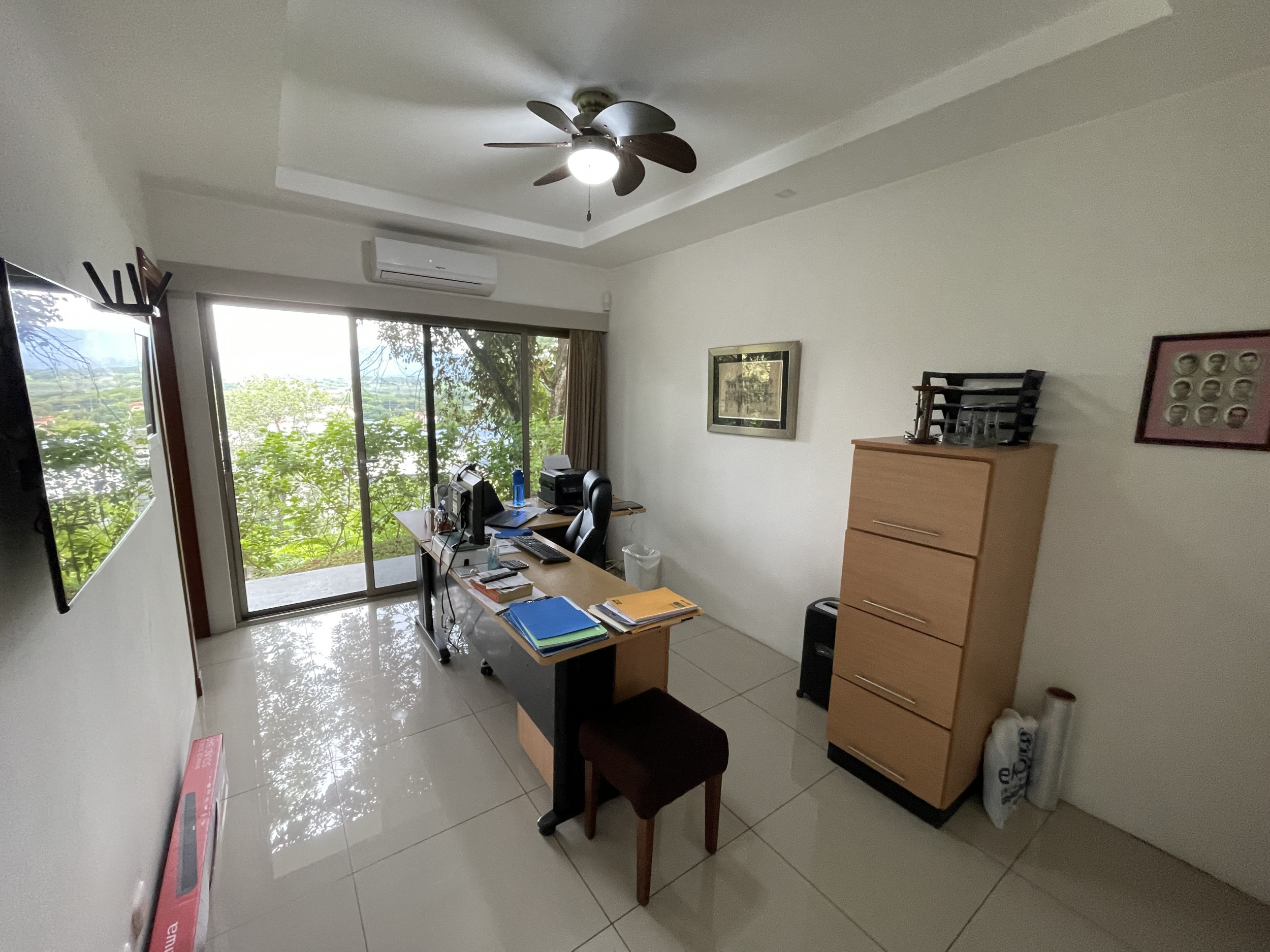 Modern Home for Sale with Views in Brasil de Mora, Ciudad Colón, San José