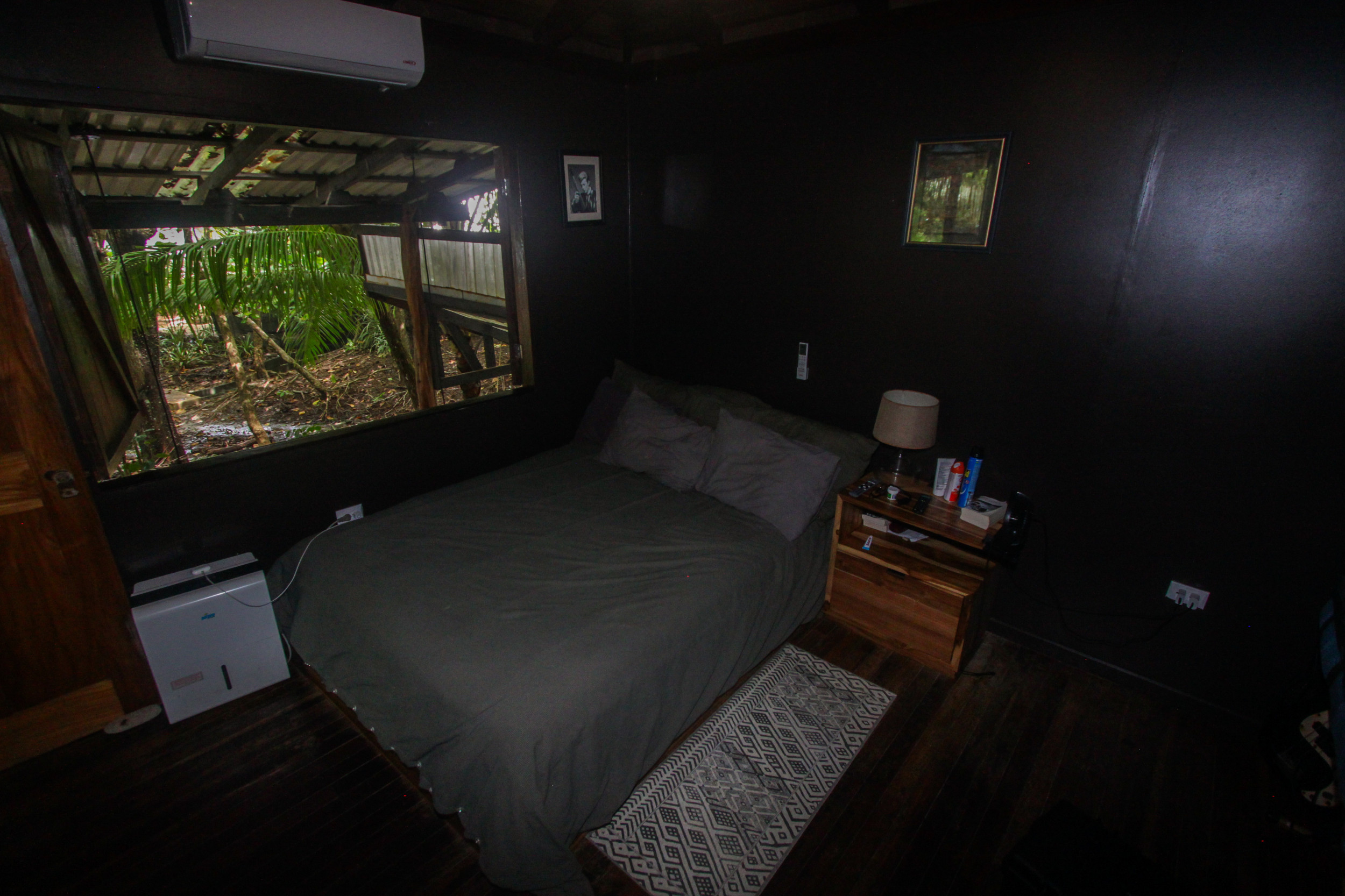 Beachfront house for rent in Santa Teresa