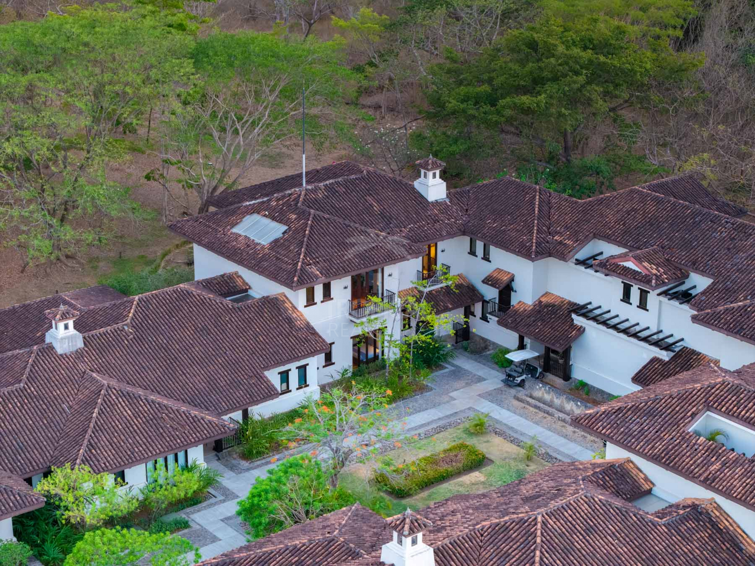 Luxury Spanish Colonial Residence in Hacienda Pinilla – Timeless Architecture and Resort-Style Living