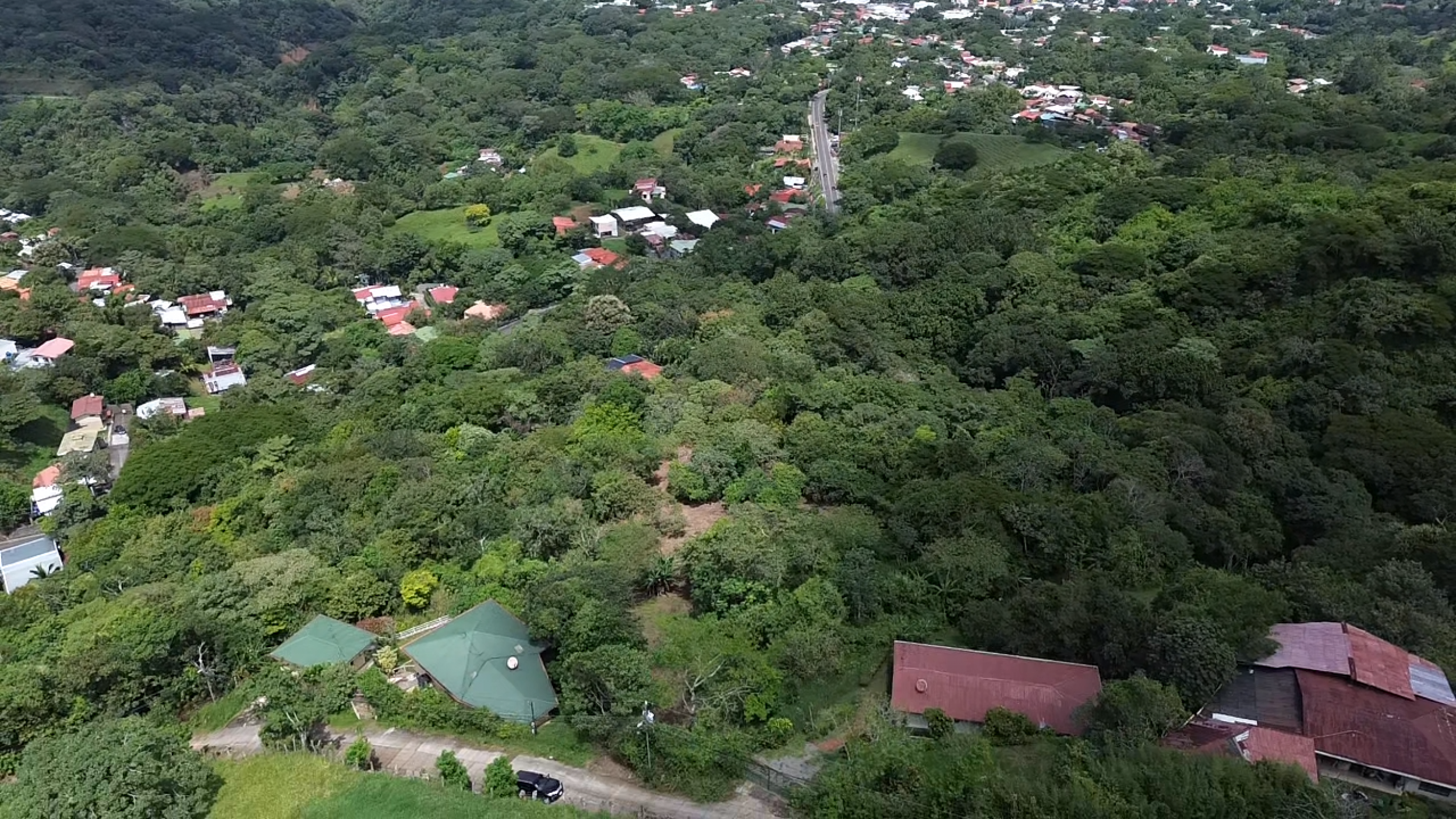 Casa con Amplio Terreno y Espectaculares Vistas Panorámicas en Ciudad Colón
