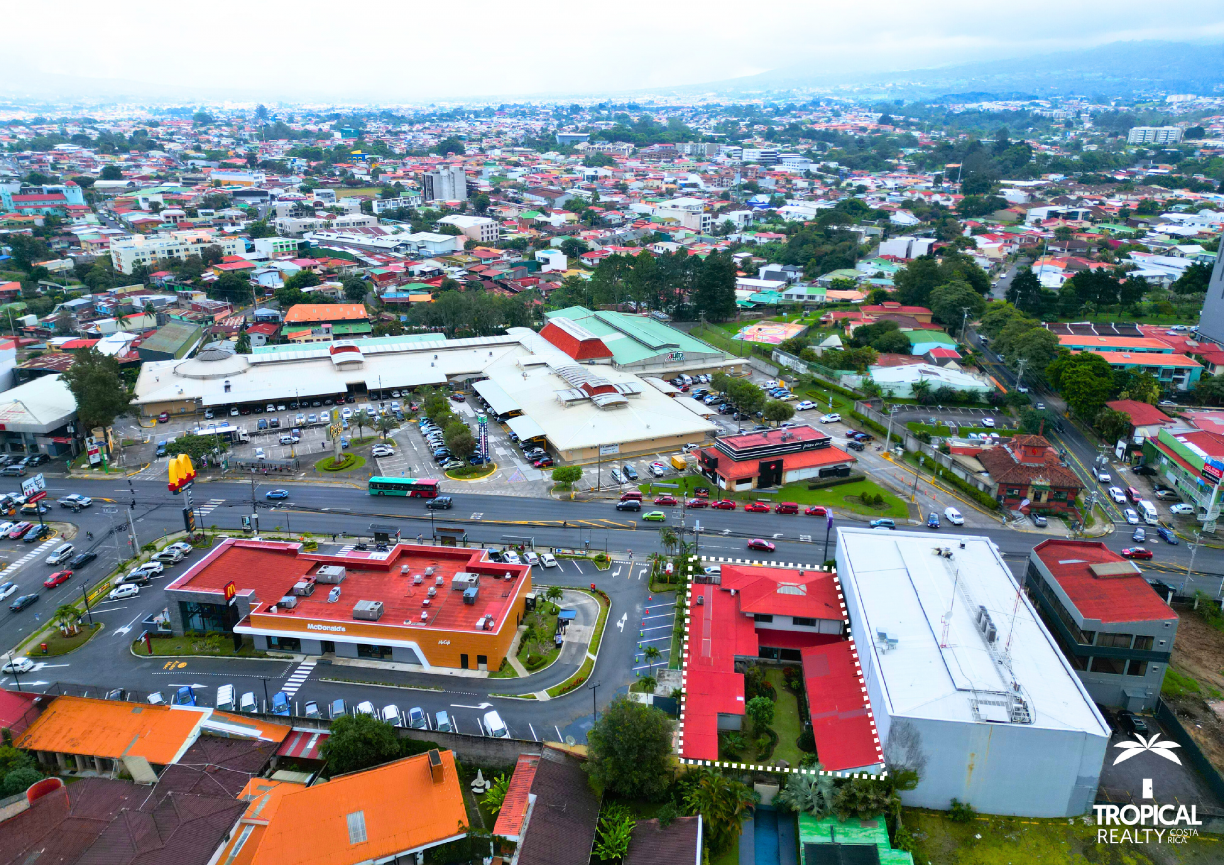 SOLD Commercial property with great potential for sale in Curridabat