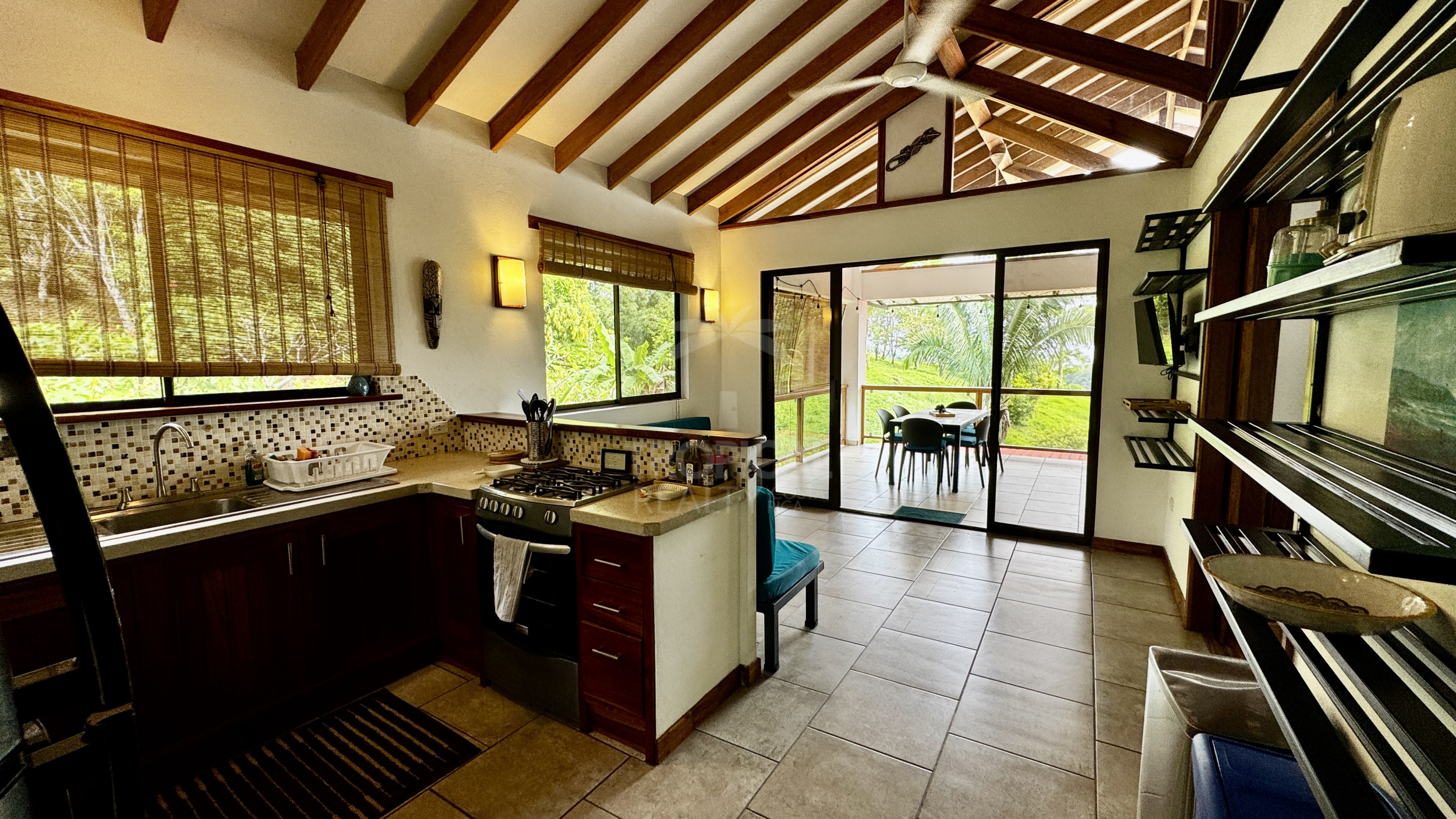 3-BR Independent Home with Ocean-View Pool Santa Teresa