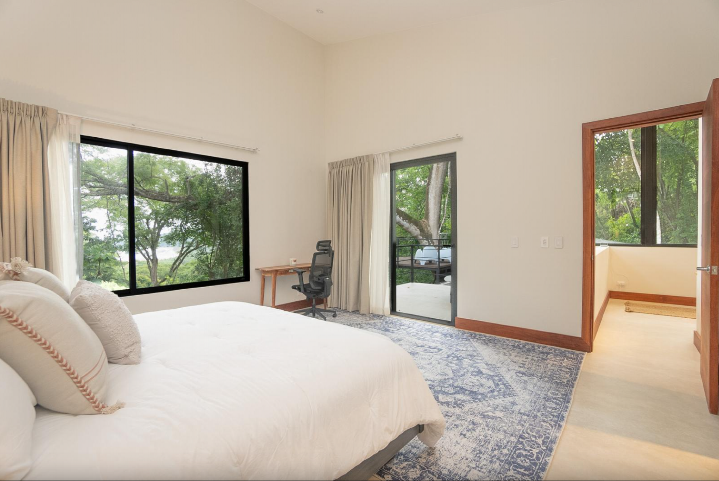 Smart Luxury Treehouse Residence in Playa Órganos Paquera