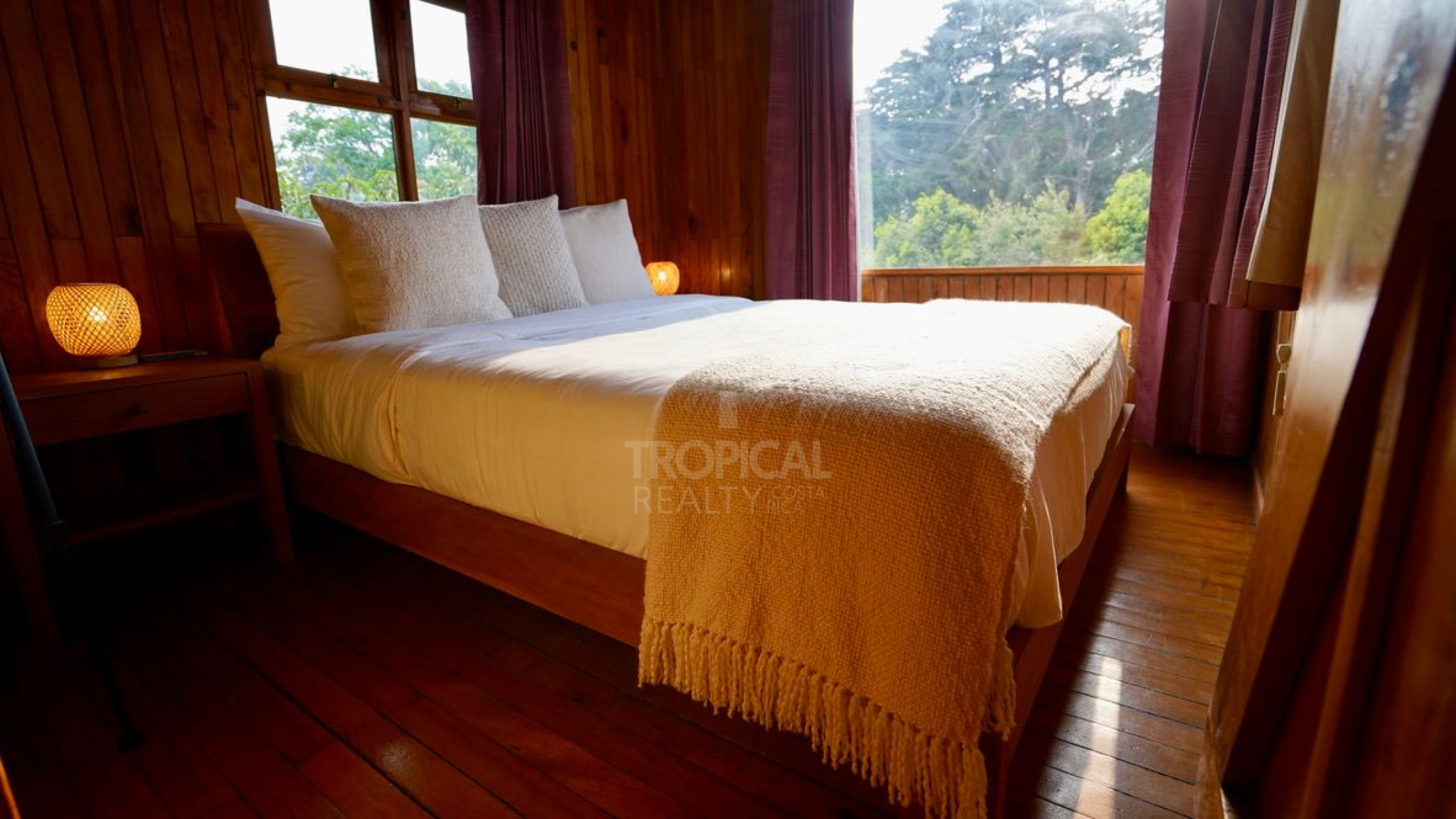 Chalet de Montaña Amueblado en Alquiler en El Tirol, Heredia