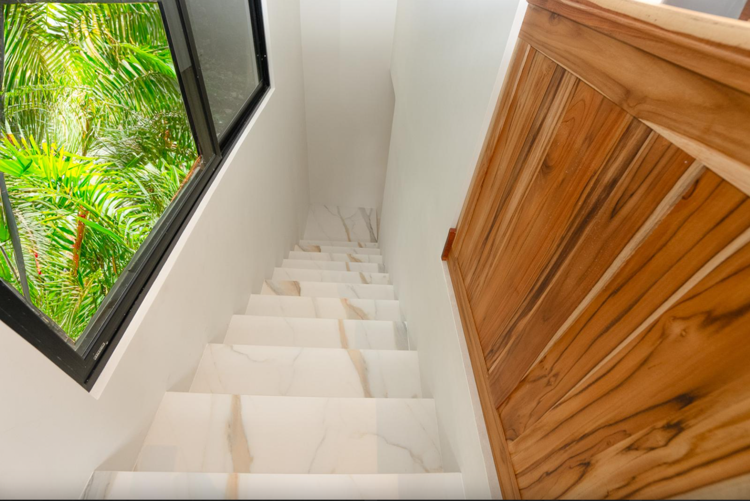 Smart Luxury Treehouse Residence in Playa Órganos Paquera