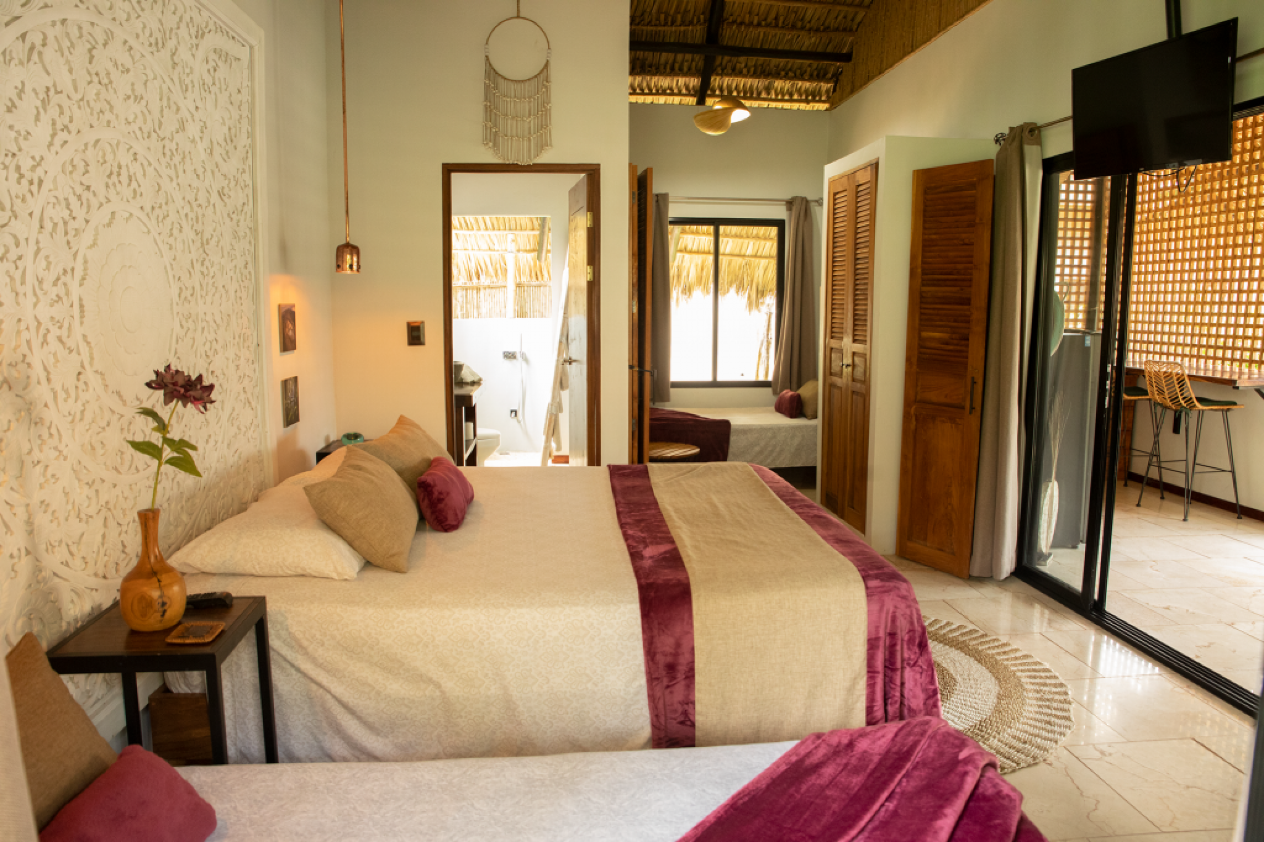 Luxurious Boutique Hotel for Sale: Potrero Beach Paradise, Guanacaste
